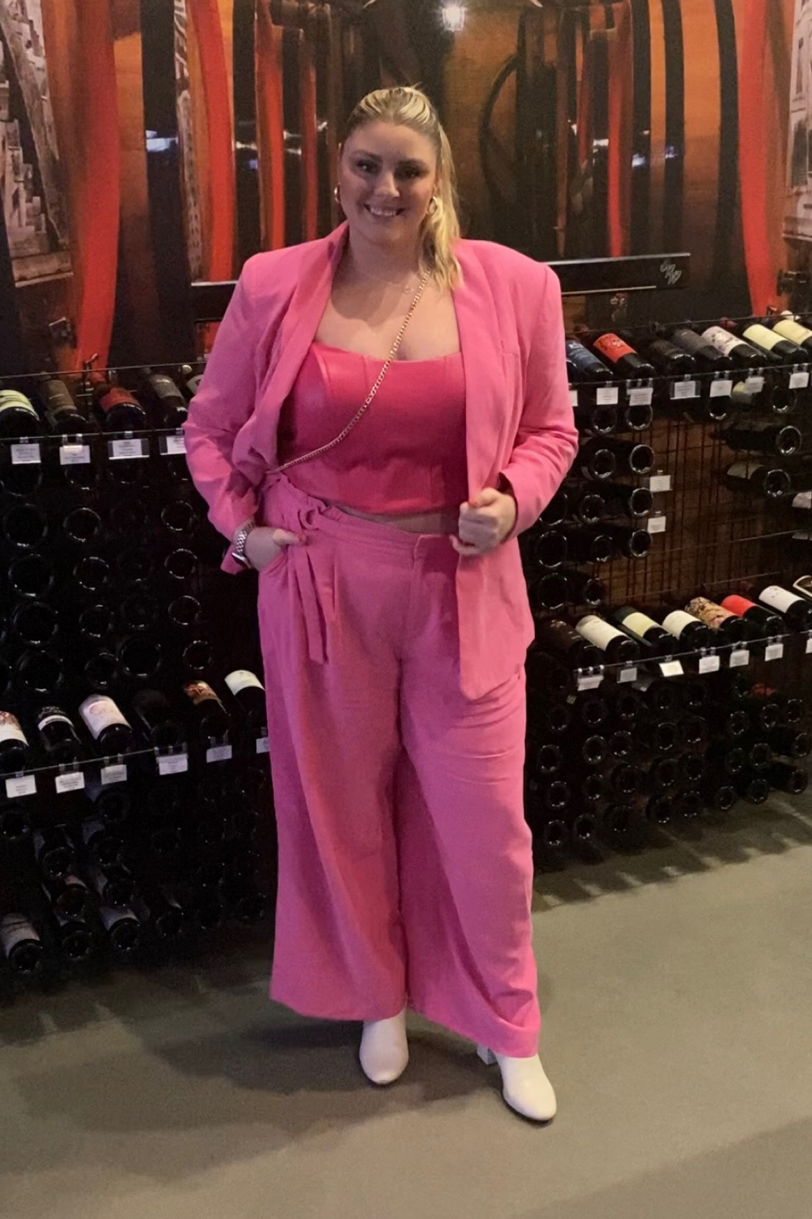 On Wednesdays, we wear PINK! 
Entire fit is from Eloquii and the pants and jacket are on clearance! 😍

#plussizefashion #curvyfashion #plussizestyle #curvyclothing #curvystyle #tall #curvyoutfit #plussizeoutfit #outfitinspo #pink #monochromatic #matchingset 

#LTKsalealert #LTKunder100 #LTKcurves