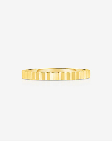 Fluted Gold Stackable Ring | Ring Concierge
