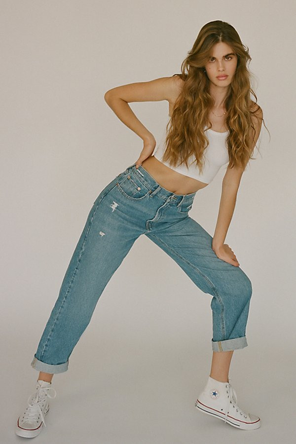 BDG Mid-Rise Boyfriend Jean - Distressed Denim | Urban Outfitters (US and RoW)