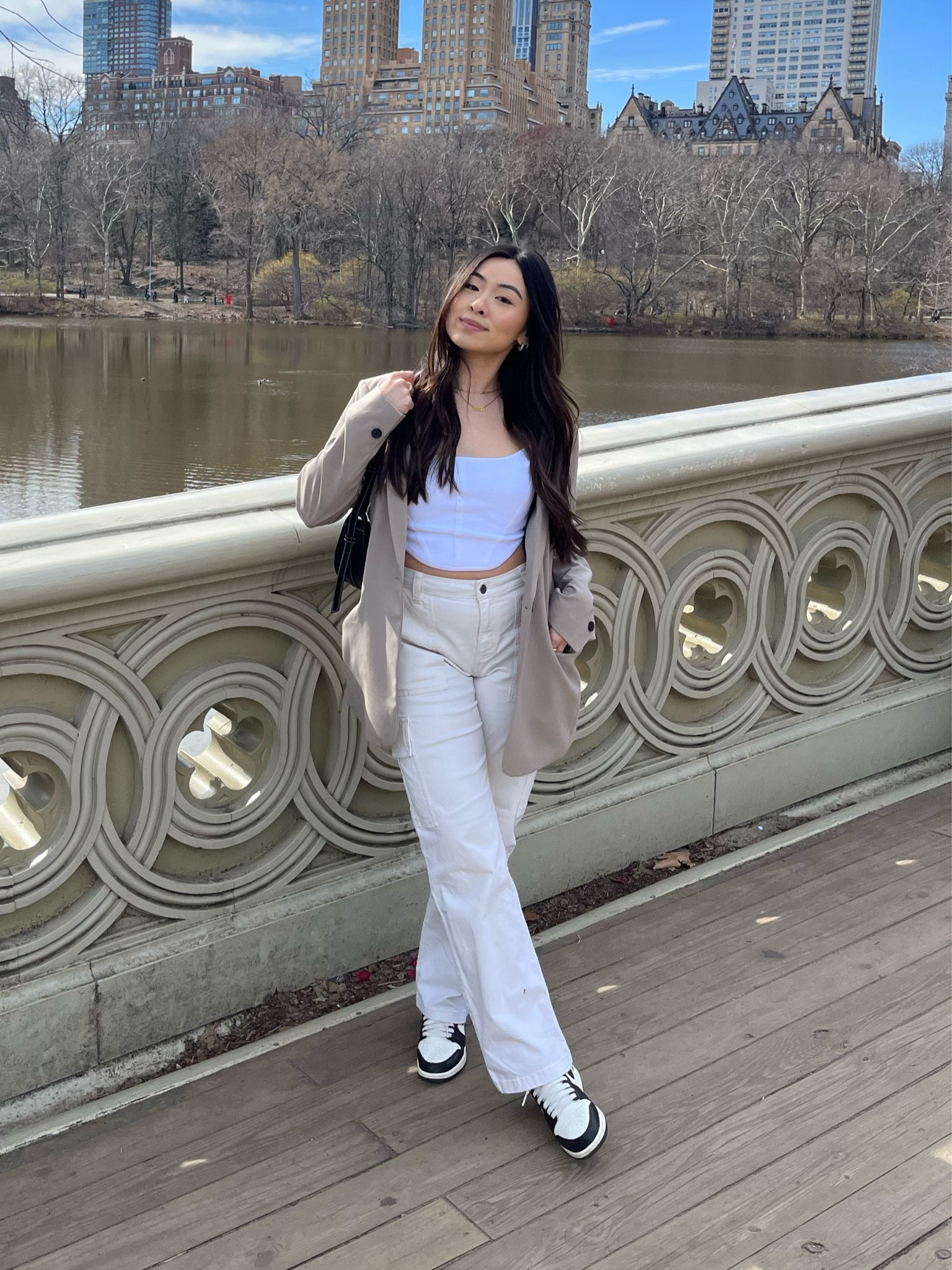 love a blazer + cargo pants combo 🫶🏻 

some of my essential pieces for a quick easy outfit!!

#LTKfindsunder50 #LTKSeasonal #LTKstyletip