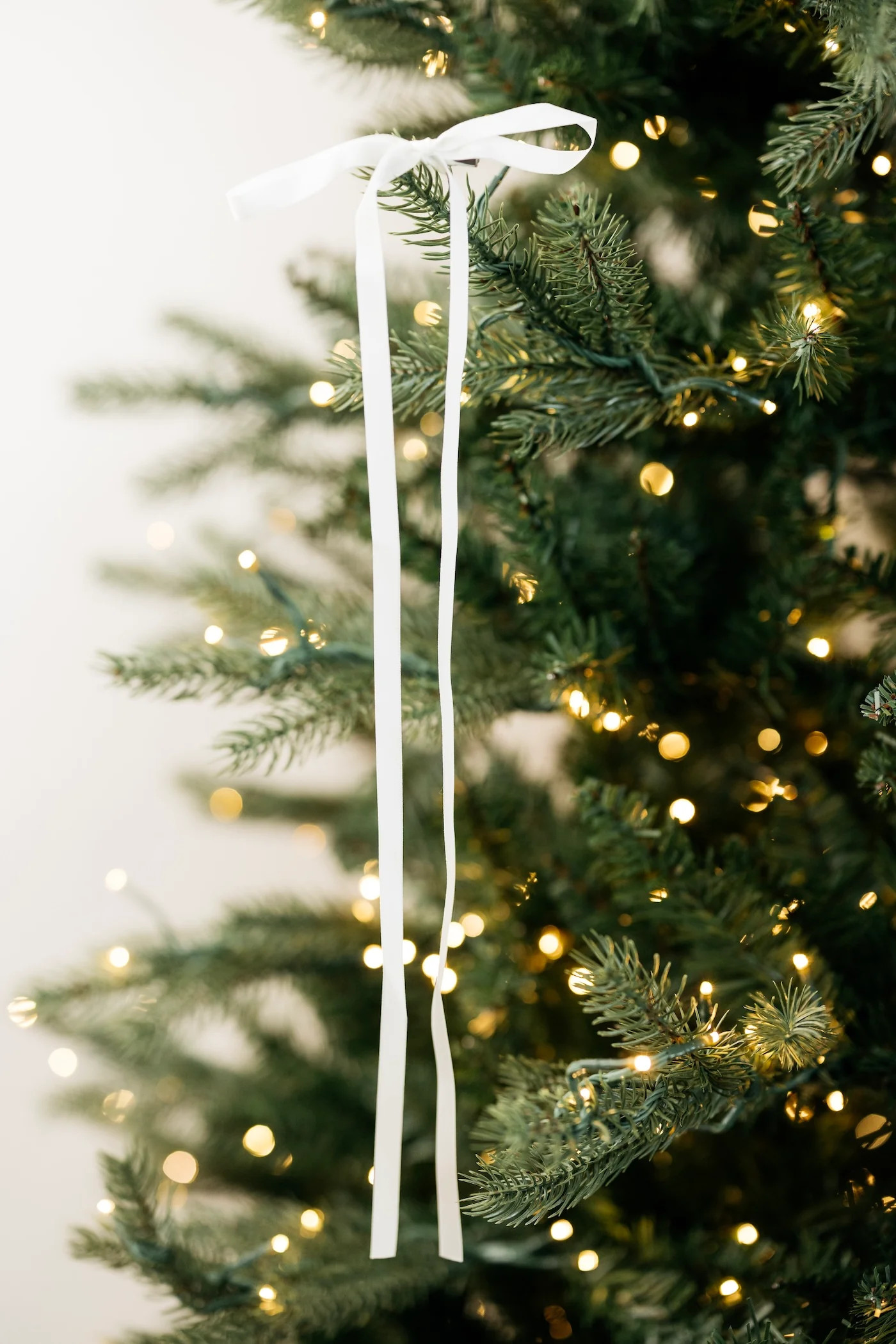 Whimsy Bow - Ivory - Set of 3 | THELIFESTYLEDCO