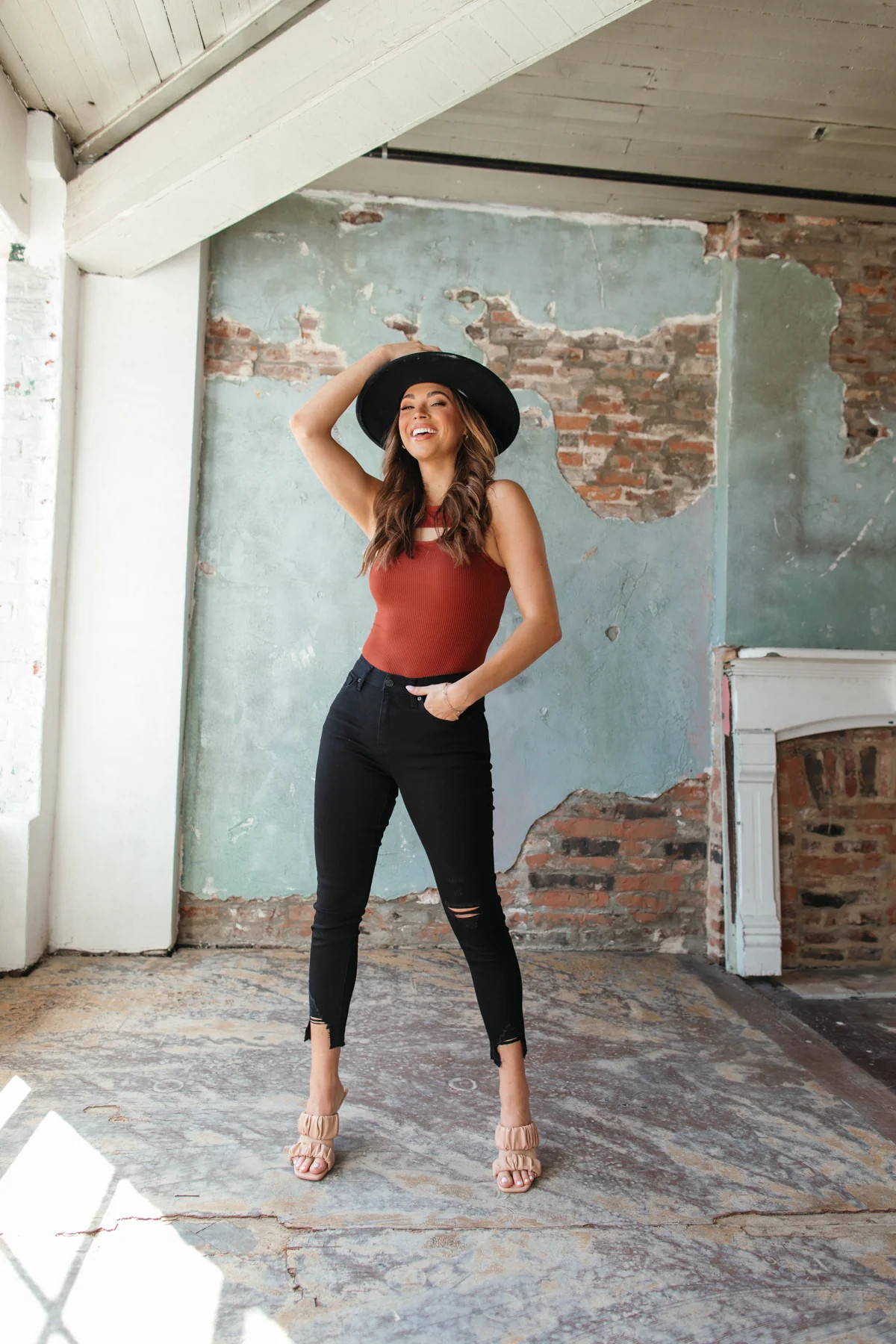 Alexa Frayed Ankle Skinny | The Post