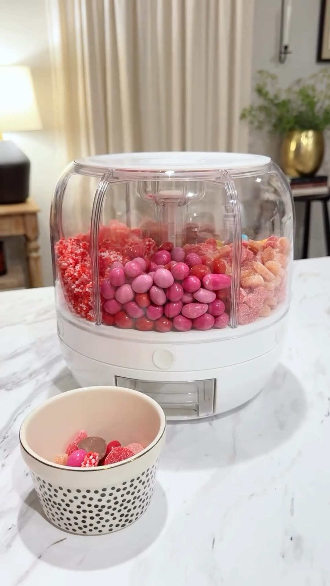 Love is in the air and in the candy dispenser! 💘🍫🍬

#valentinescandy #candy #ValentinesDay #valentinestreats #valentinesdaycandy

#LTKHome #LTKSeasonal