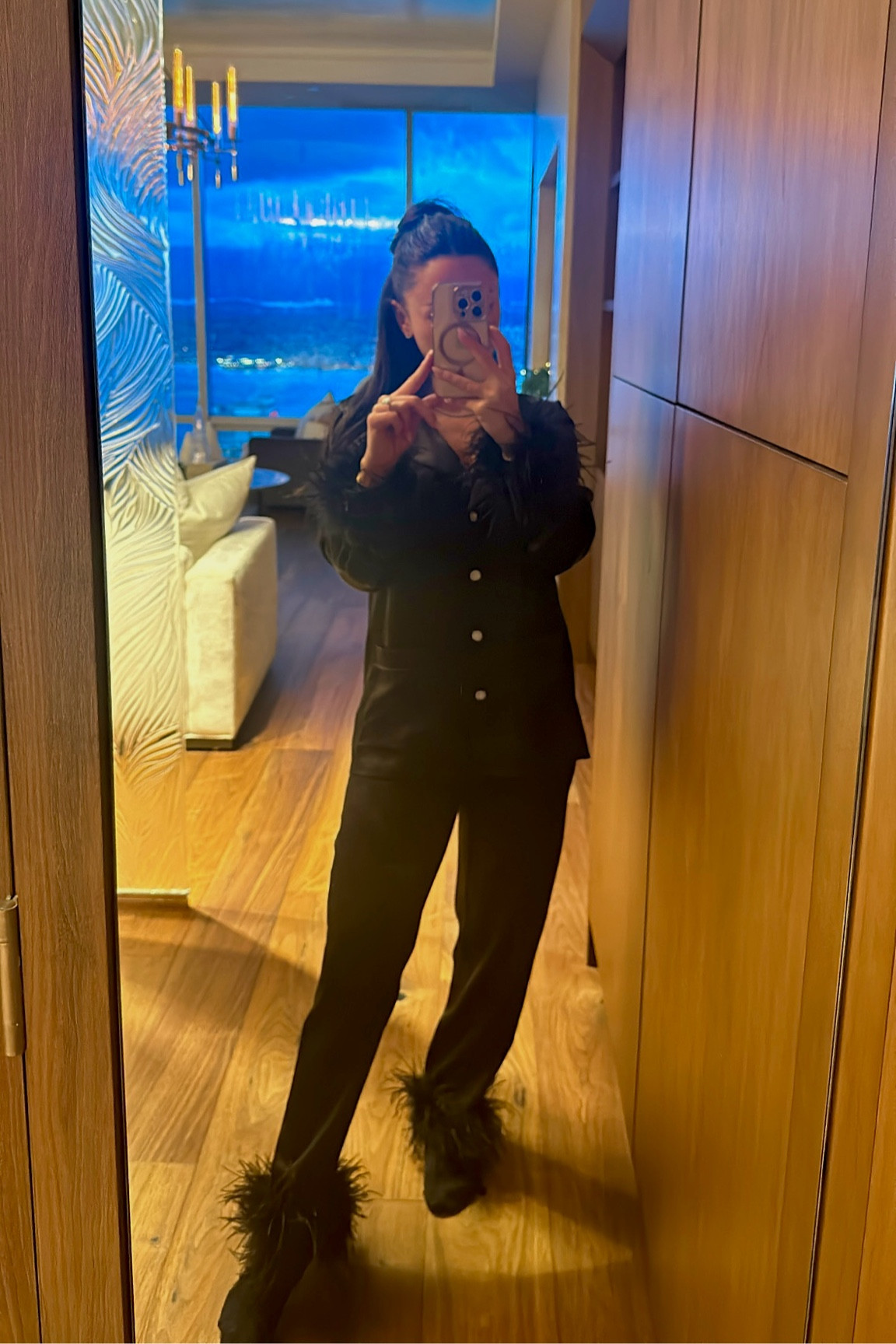 Obsessed with these Holiday feather Pyjamas  - wearing xs 

#LTKHoliday #LTKSeasonal #LTKGiftGuide