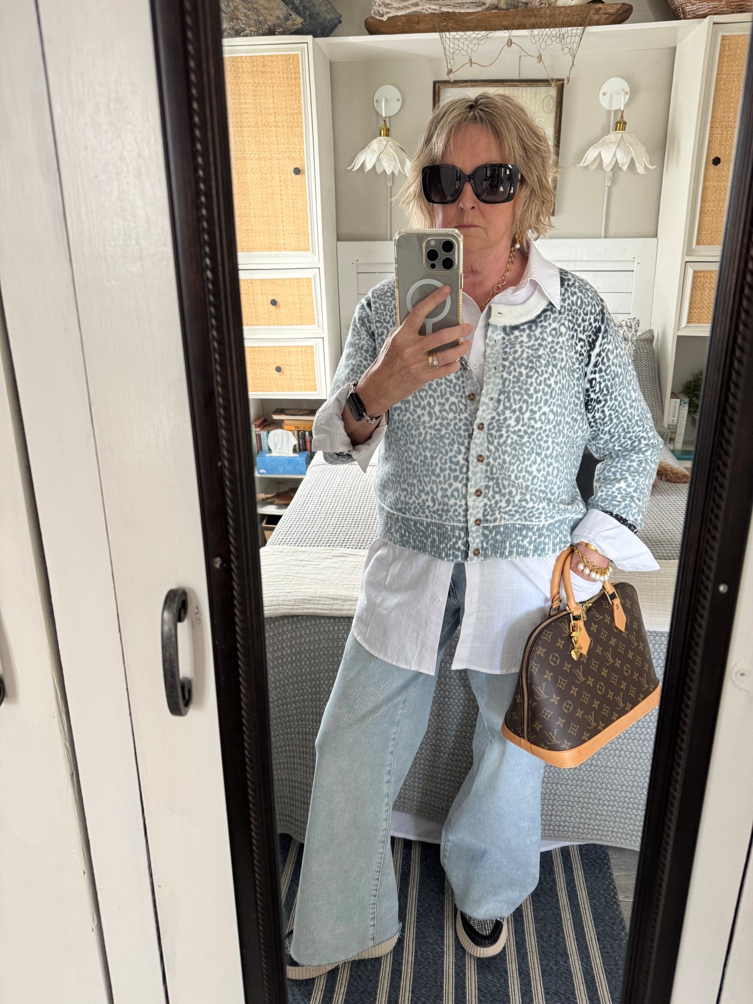 Perfect weekend style for any age. Comfortable easy to wear style  

#LTKStyleTip #LTKOver40