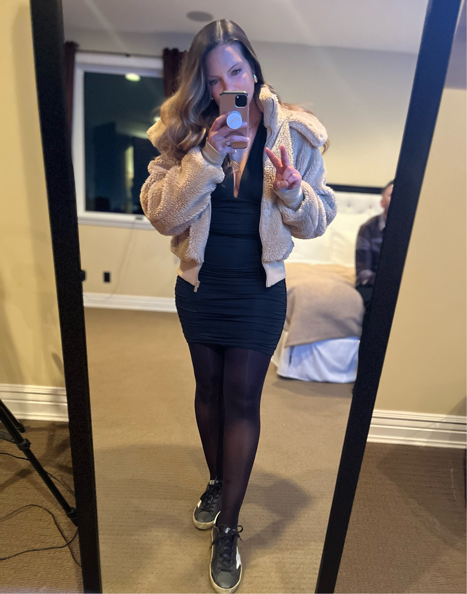 When you’re friends say dress up then they say dress casual 🤷🏻‍♀️