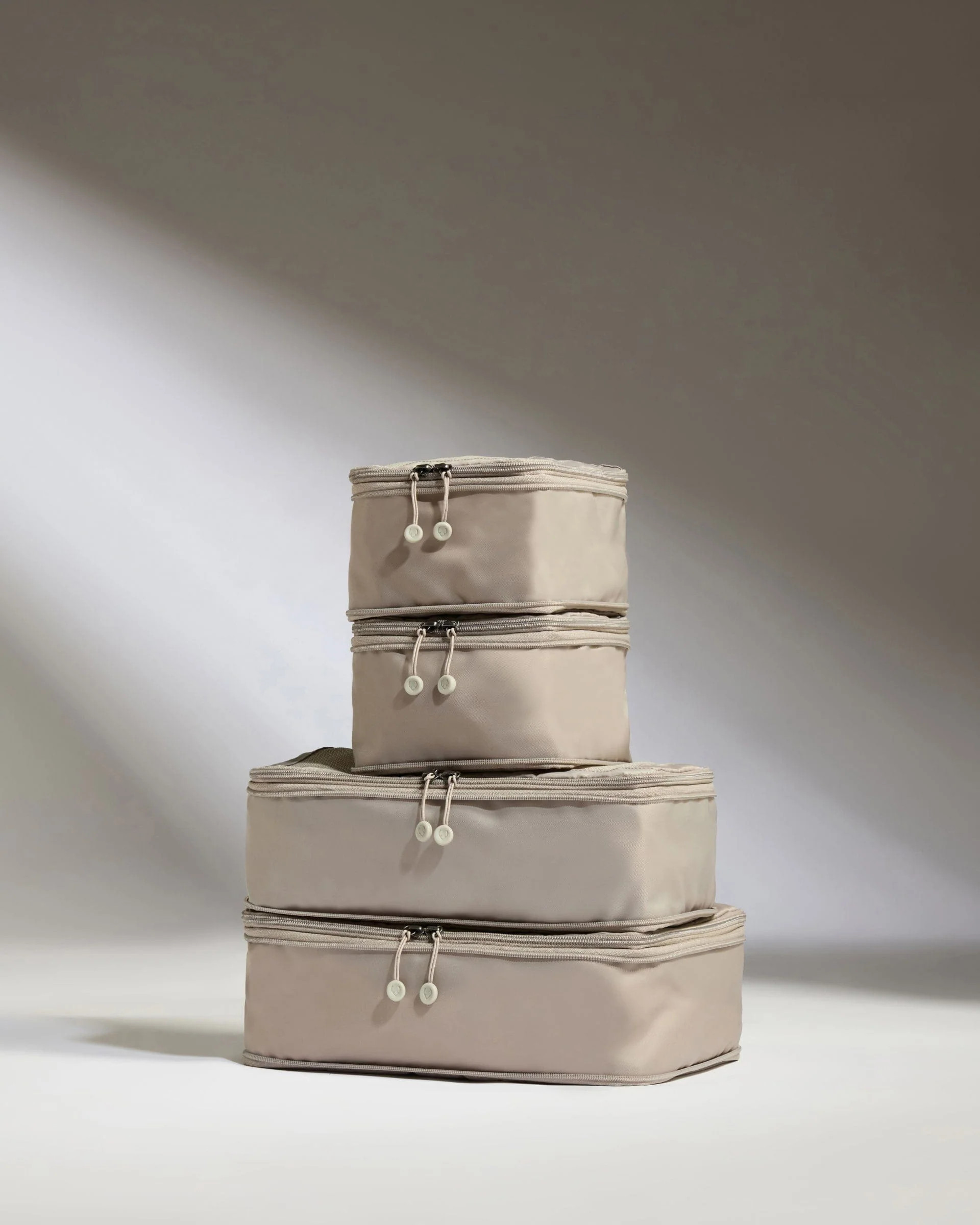 Packing Cubes in Beige Set of 4 » Travel Accessories » Packing Organiser | Antler UK