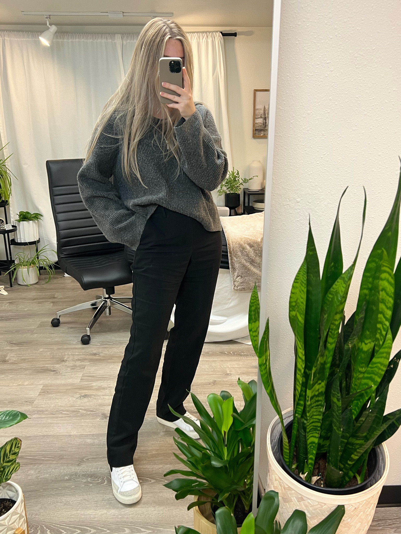 These new target pants ✨

#LTKFind #LTKSeasonal #LTKworkwear