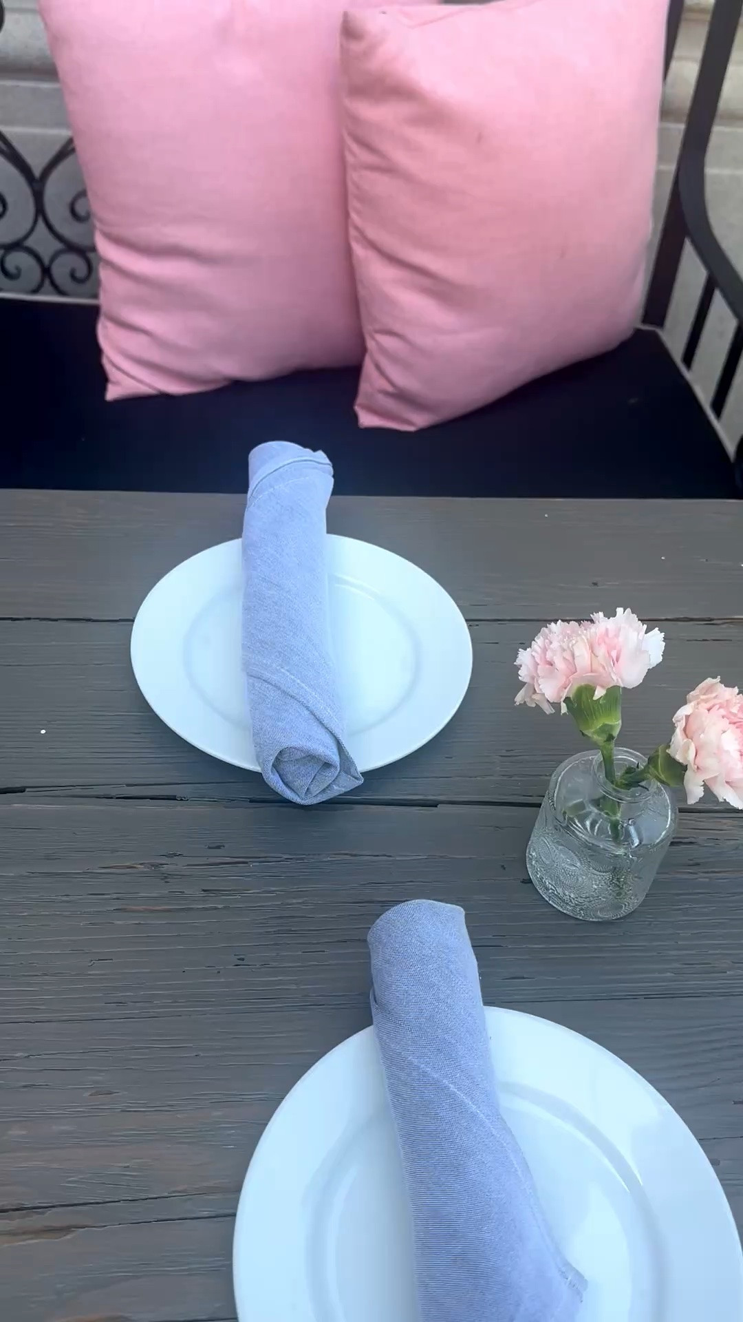 A soft Mother’s Day brunch moment, right in your own garden 🌸
Blush pillows layered on an iron bench, delicate piping details… and the sweetest touch — heart-shaped dinnerware on the table.

It’s those small, thoughtful pieces that make everything feel a little more special, a little more loved.

You don’t need much to recreate this — just a few intentional details that bring warmth into your space.

⸻



#MothersDayBrunch #dinnerware #GardenBrunch #OutdoorStyling #RomanticOutdoor #BlushDecor #OutdoorPillows #FloralMoment #SpringEntertaining #BackyardInspo #PatioStyling #LTKhome #LTKspring

#LTKMothersDay