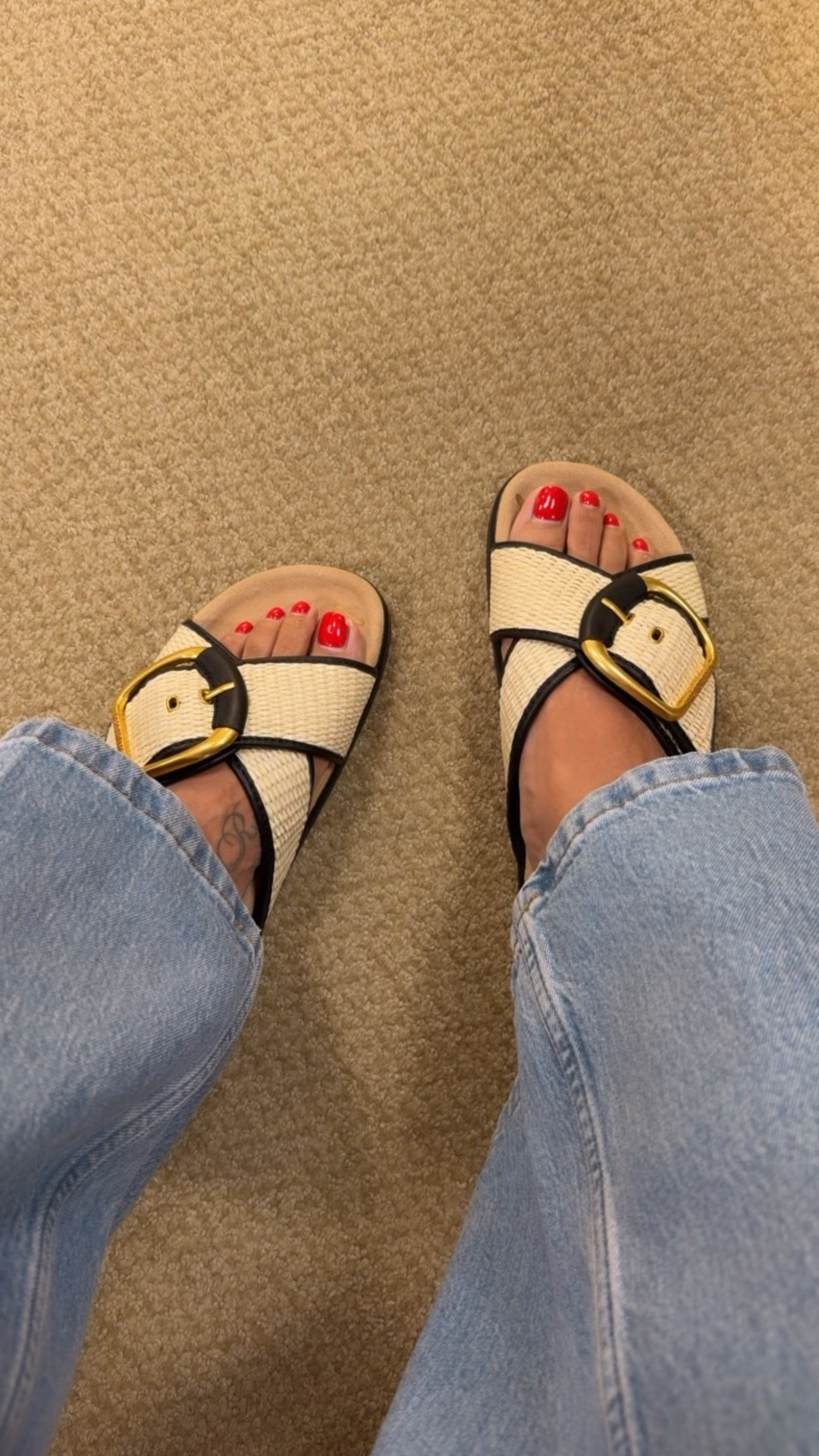 These run big so size down if you are between sizes (I’m a 9.5/10 and did a 9.5 in them). 

#LTKootd #LTKOver40