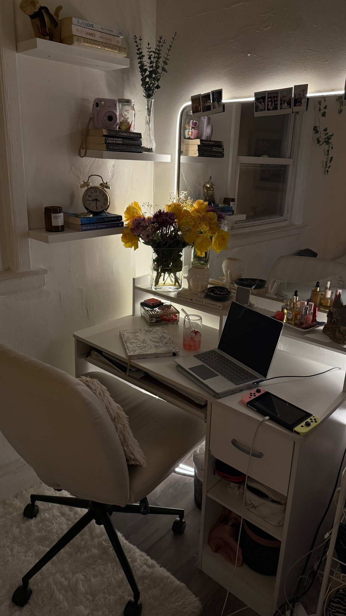 The place that I spent the most time at 🤍🧸✨ my tiny corner in my #smallroom , where I do everything! My skincare, my hair, use my computer, and so many more things. 

#LTKHome #LTKFindsUnder100 #LTKStyleTip