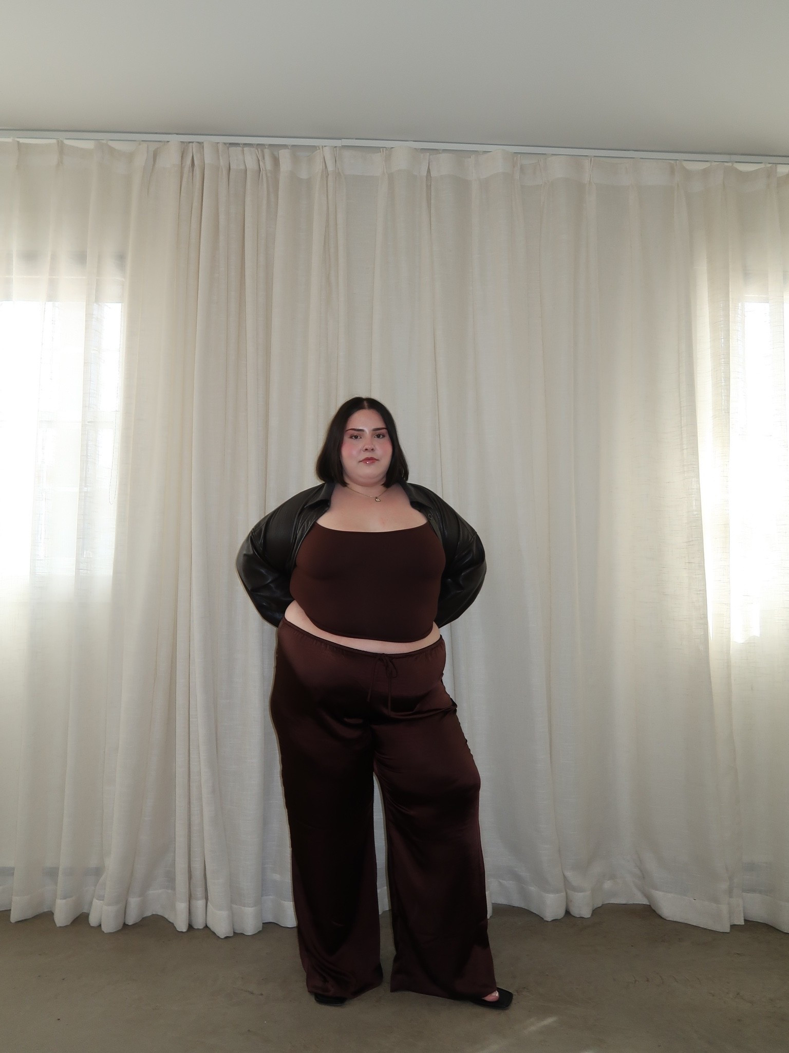 Brown satin pants outfit / all brown plus size outfit

#LTKplussize #LTKstyletip #LTKcanada