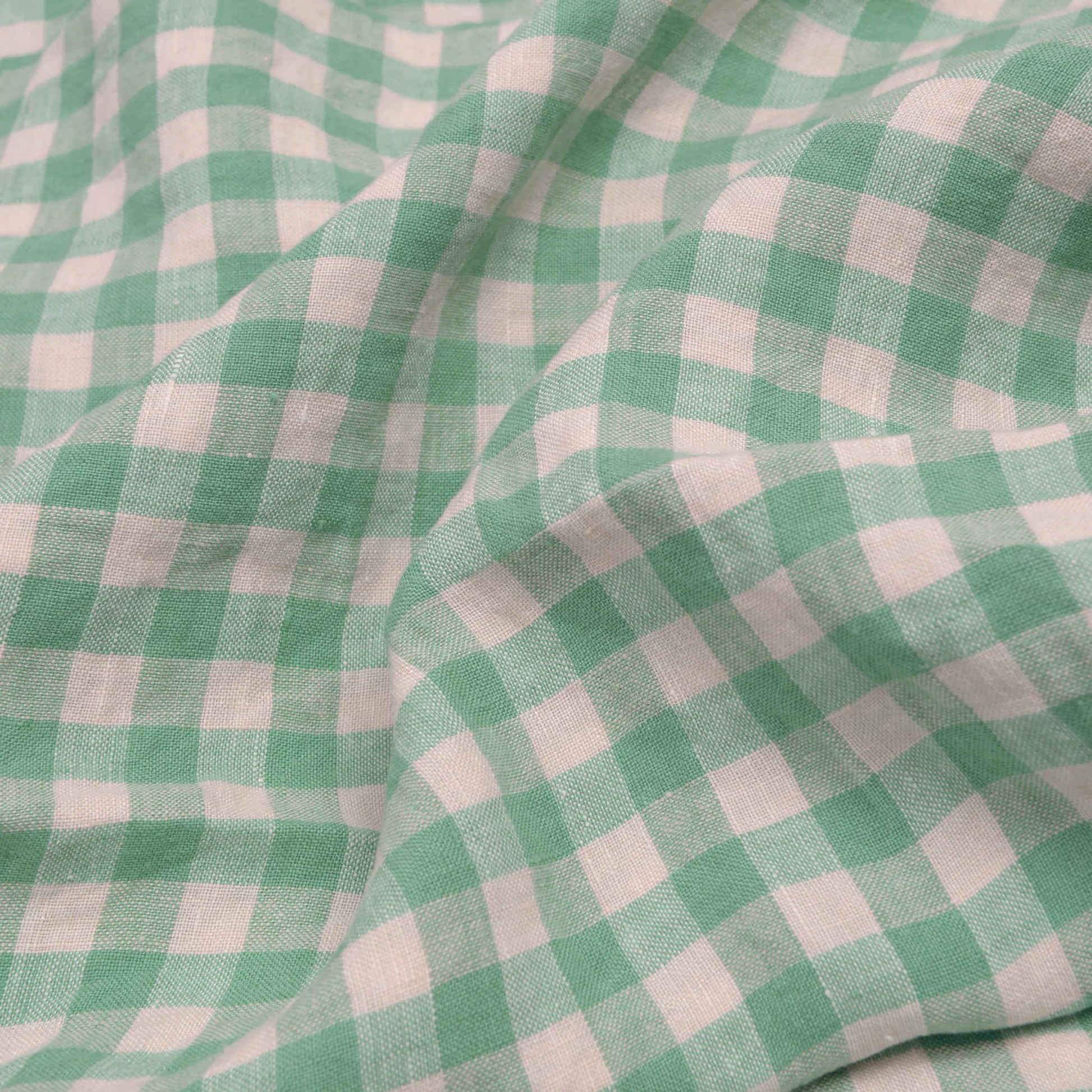 Pistachio Gingham Linen Pillowcases (Pair) | Piglet