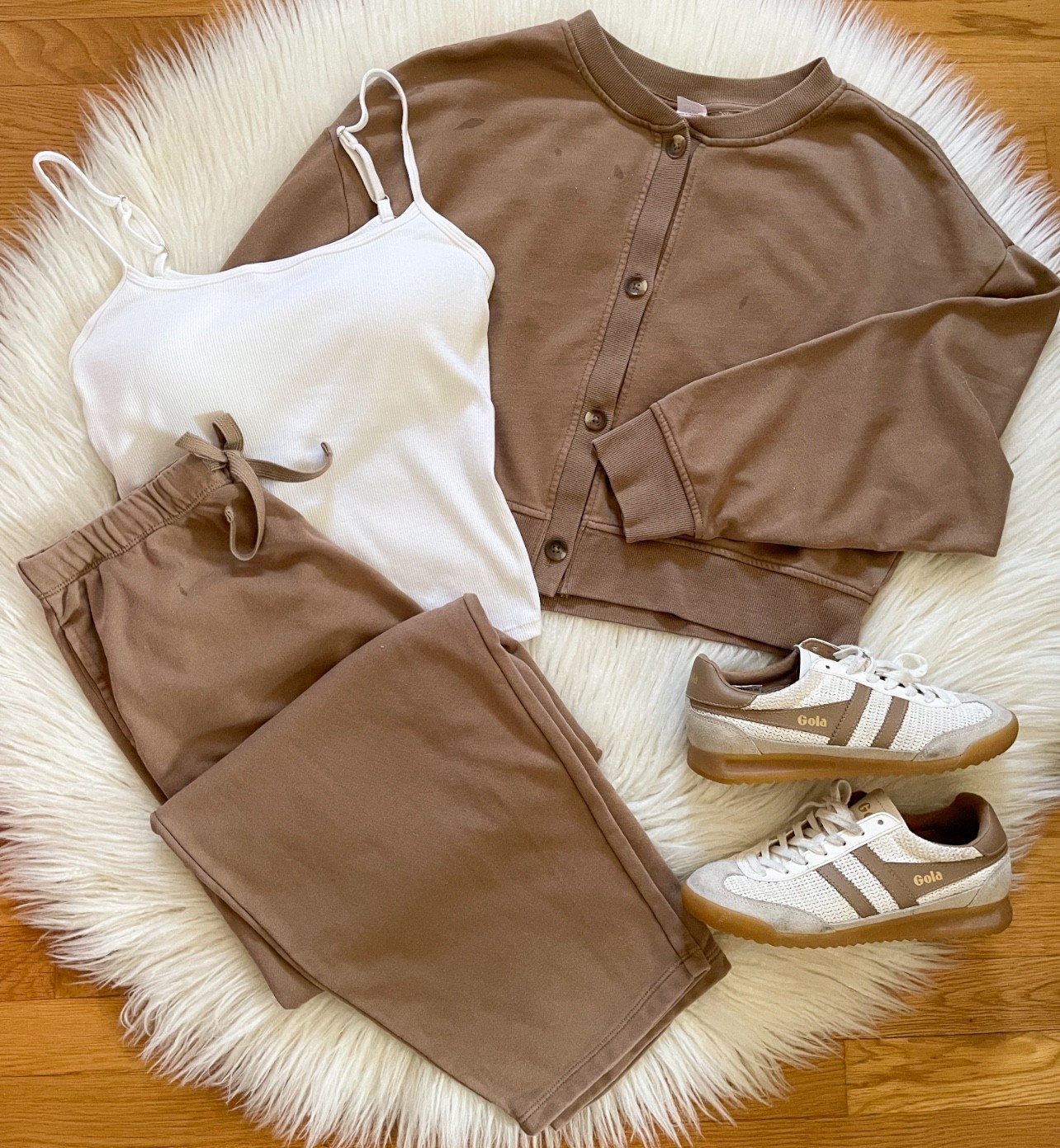 Loving this NEW Auden Set!  These Barrel Pants are so good!

#LTKFindsUnder50 #LTKootd