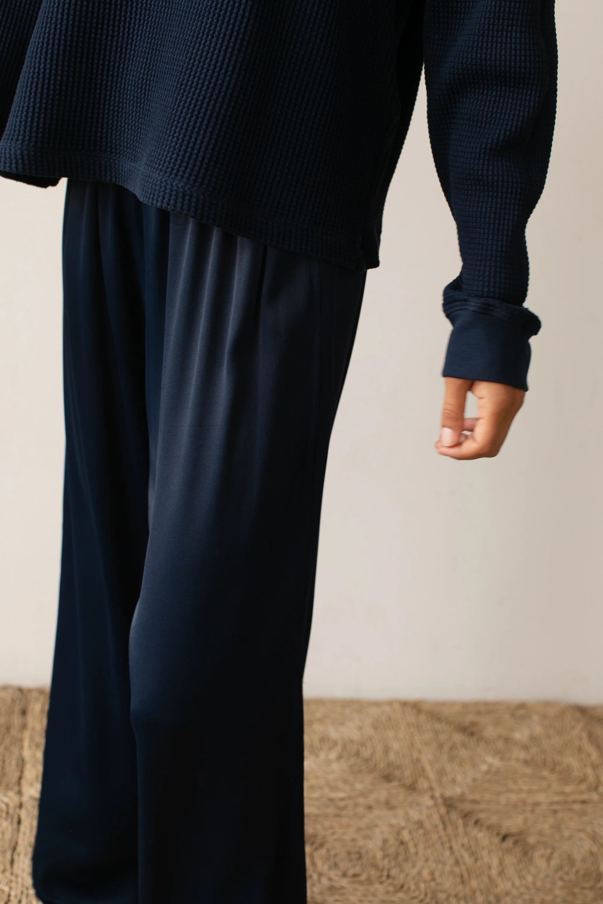 The Satiny Simple Pant | DONNI.