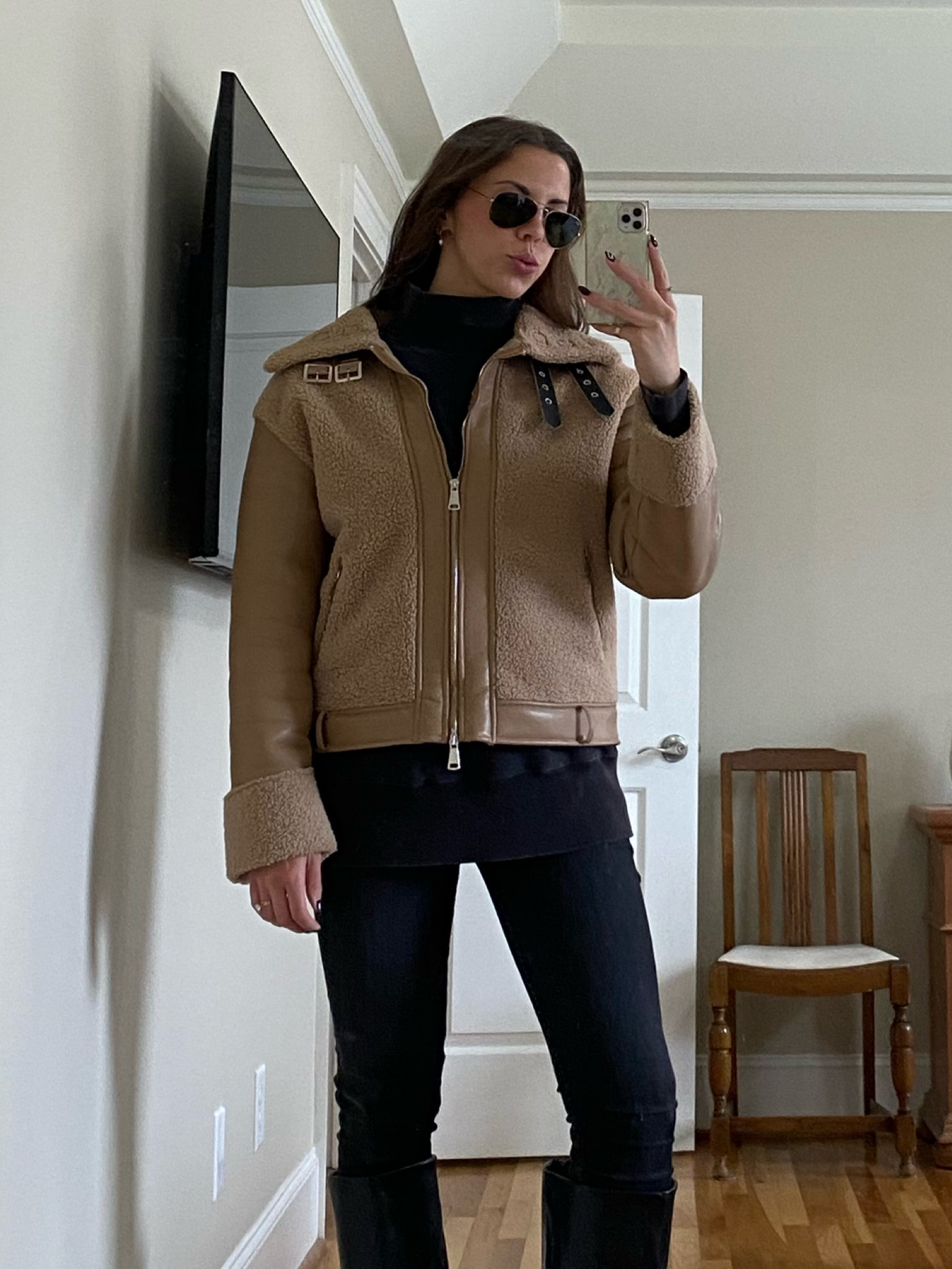 The bomber jacket I’m wearing here is out of stock but here is another very similar product by Levi’s that I LOVE. Anddd it’s on sale 🙃

#LTKsalealert #LTKSeasonal #LTKHoliday