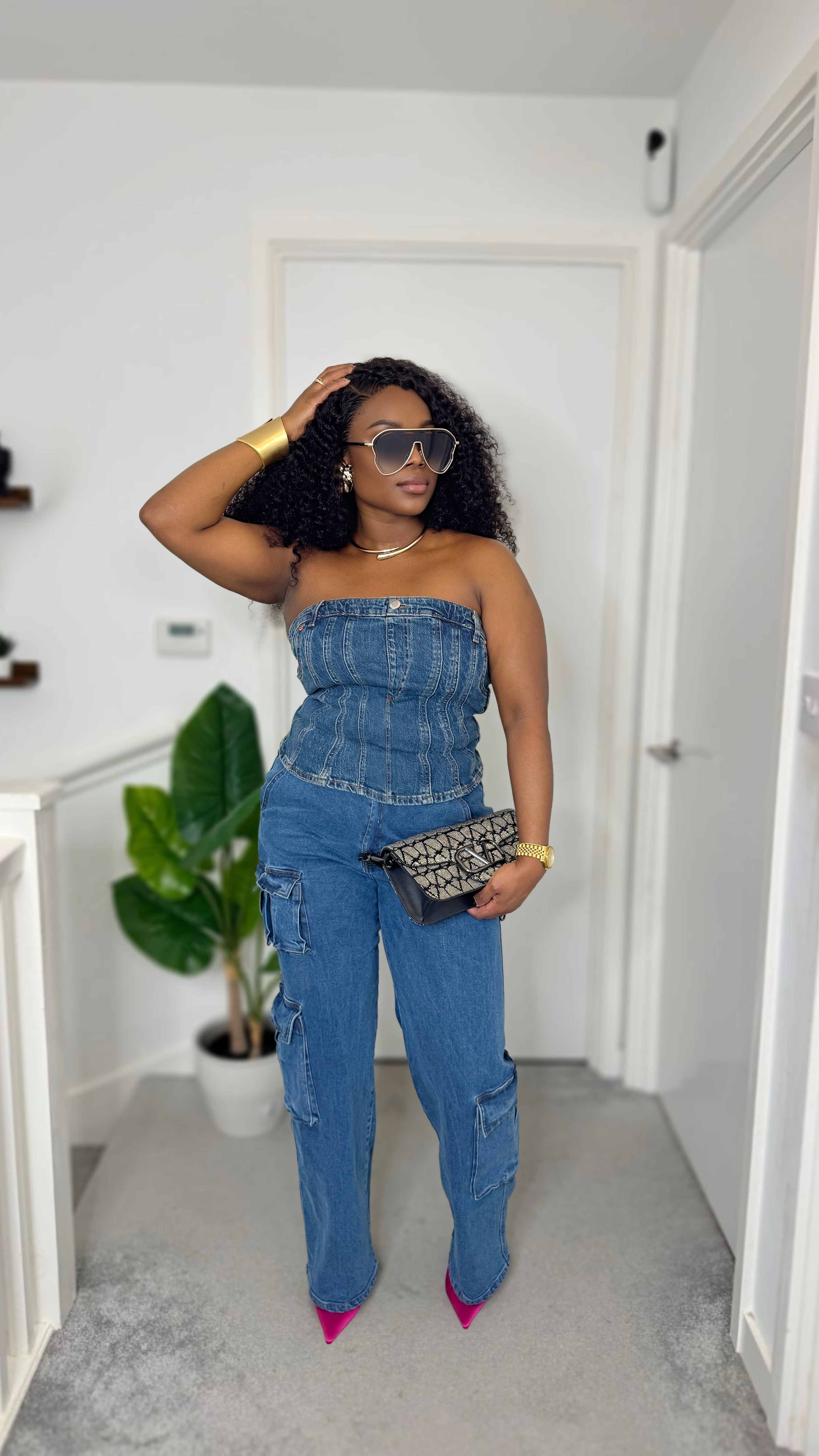 Denim Bustier on a Denim Cargo Jean, with my bold sunnies from @bibi_trendyframes Love it!!!
#denimoutfit #ootd #grwm #denimwearinspo 

#LTKmodest #LTKstyletip #LTKuk