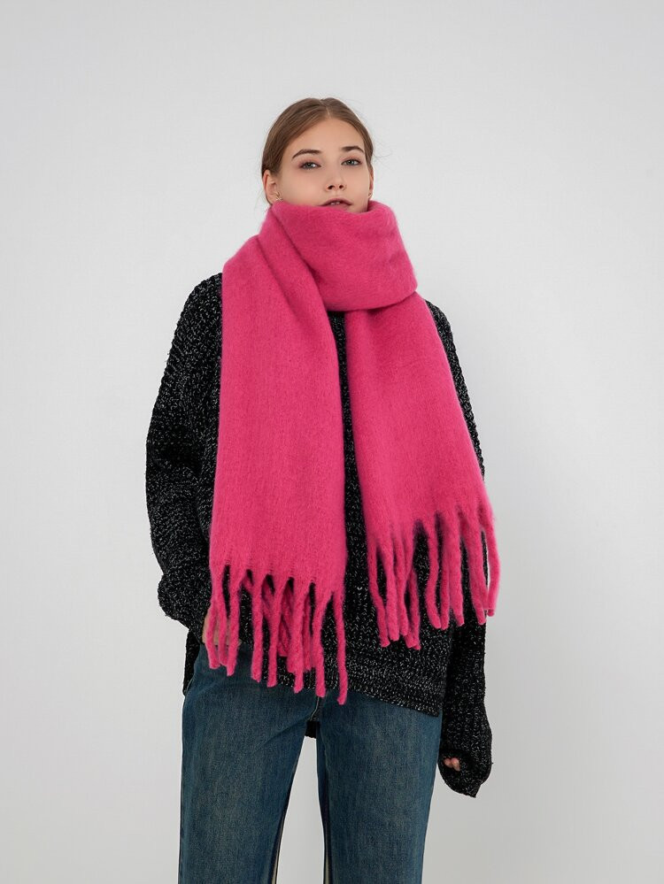 Solid Fringe Hem Pink Winter Scarf | SHEIN