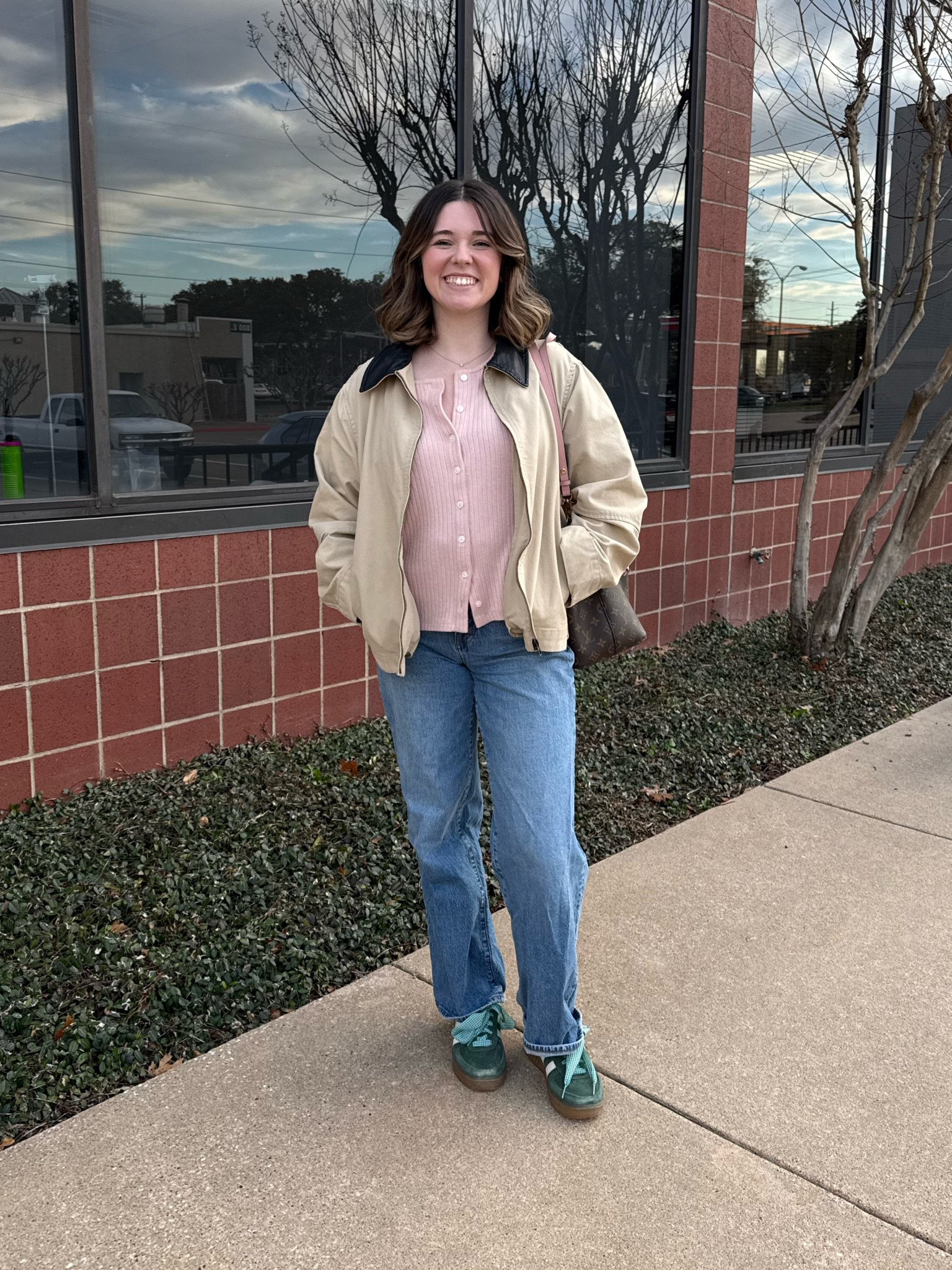 Daily outfit 
Sweater is Madewell
Jeans are Madewell 
Jacket is mango
Green shoes are Gola
Laces are Anthropologie