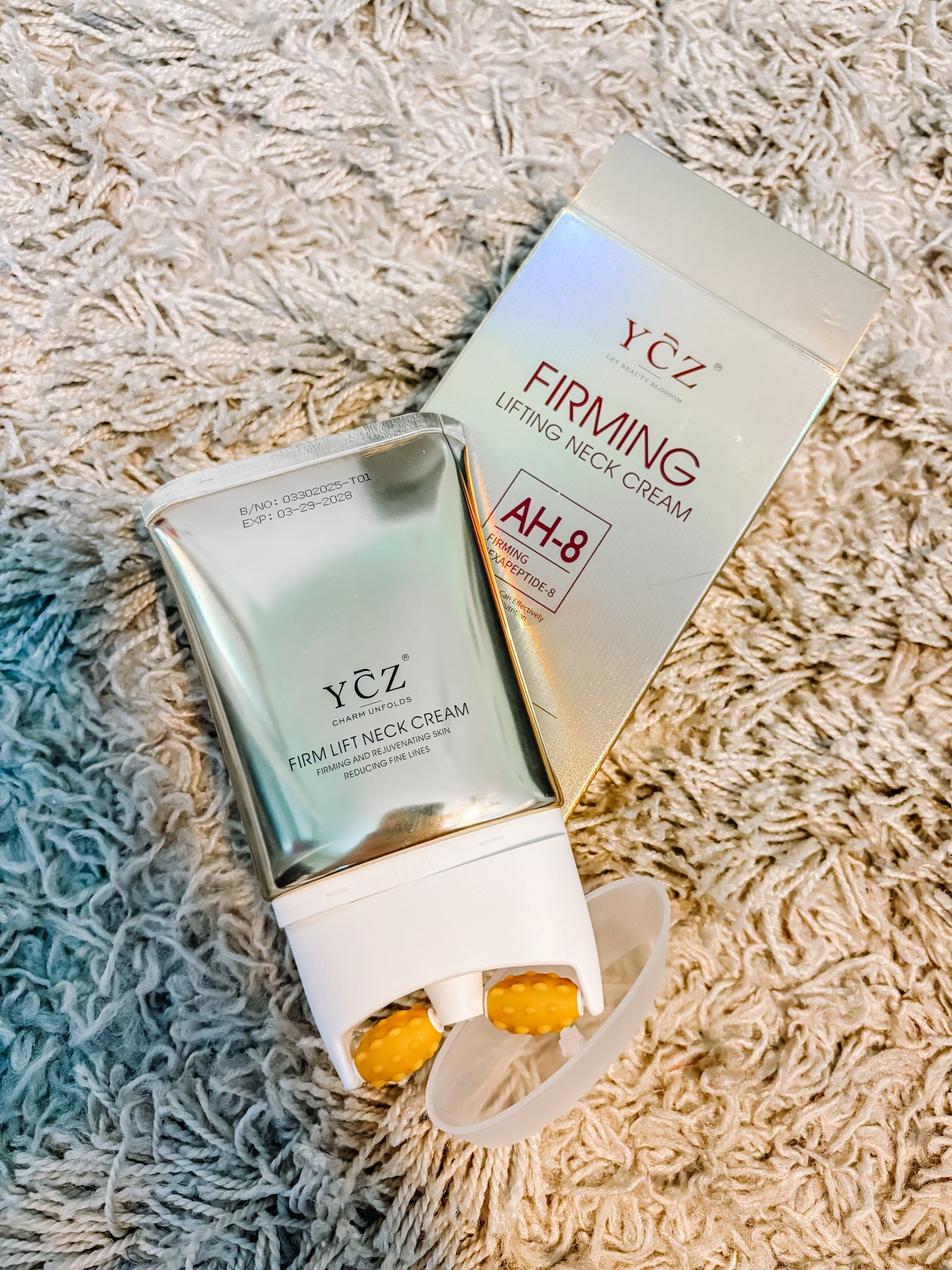 My newest obsession!! Under $17!!

Ycz AH-8 Firming Neck Cream for Crepey Skin Body Care Comfort, Contains Hexapeptide, Moisturizing, Tightening Lotions Cosmetic Skin Care Skin Repair

#LTKBeauty #LTKFindsUnder50 #LTKActive