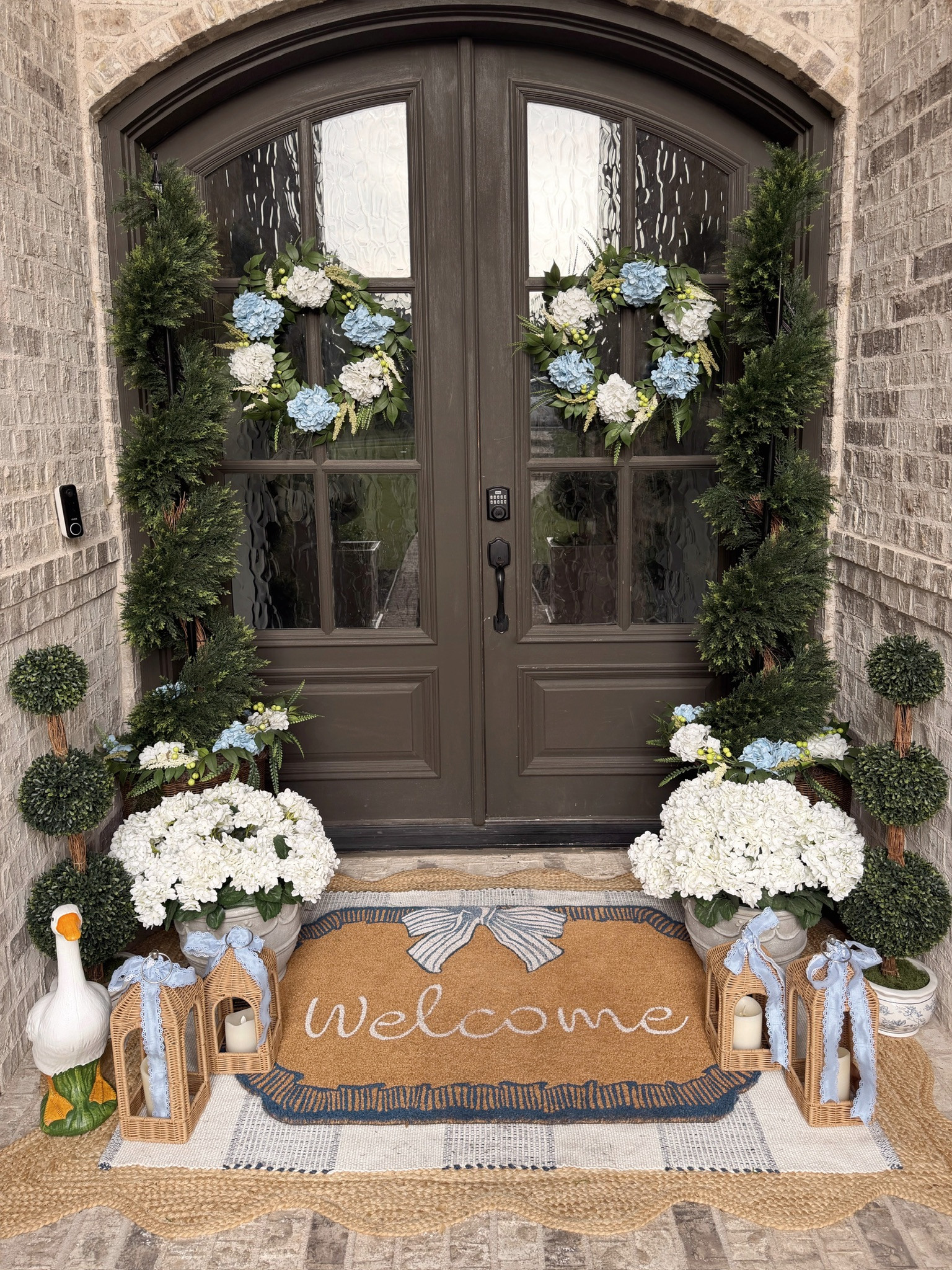 We just *had* to pair our viral summer collection with the viral porch goose!  

 #LTKSeasonal #LTKHome