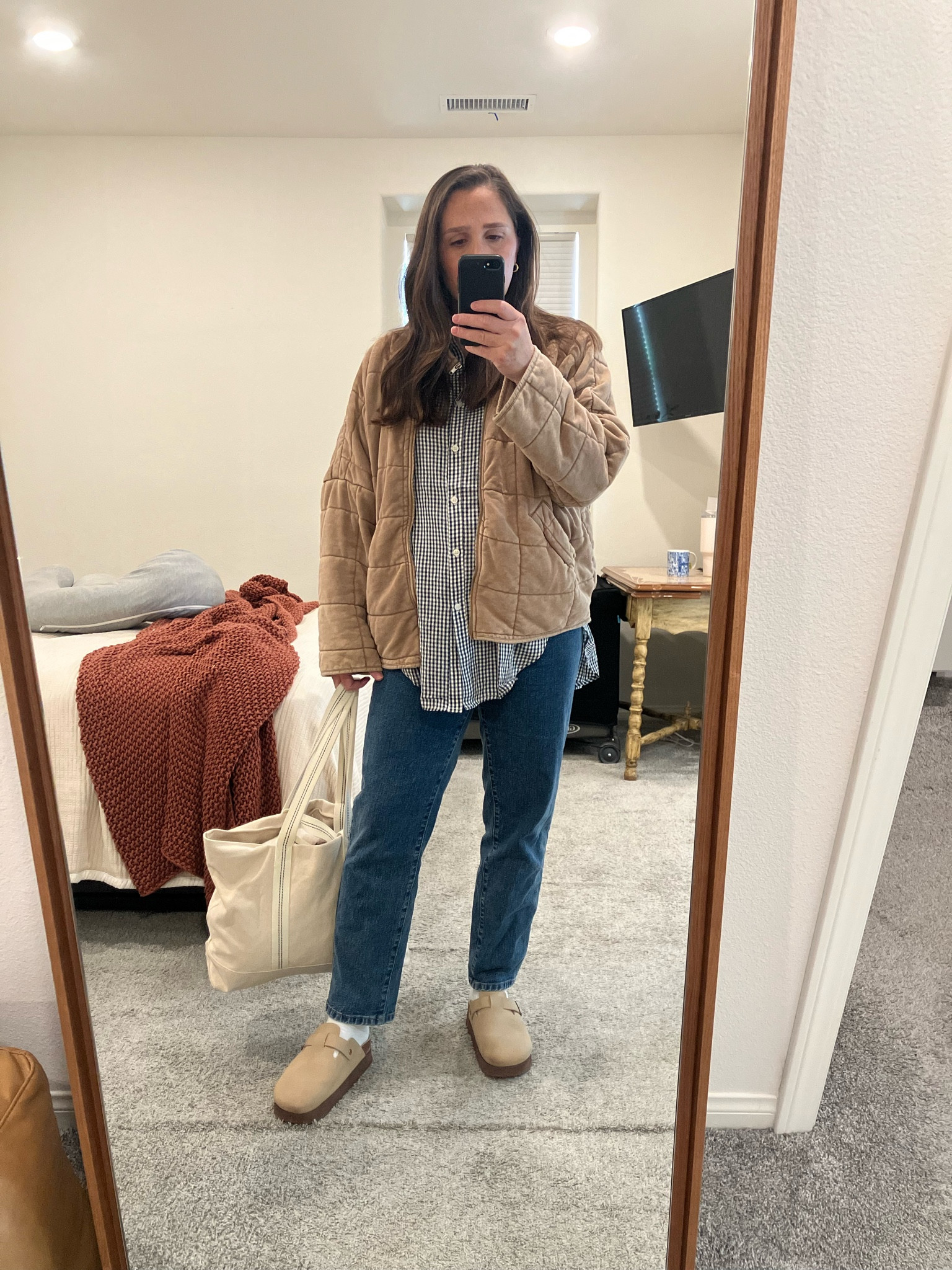 Maternity Winter Outfit 

#LTKBump #LTKSeasonal #LTKMidsize