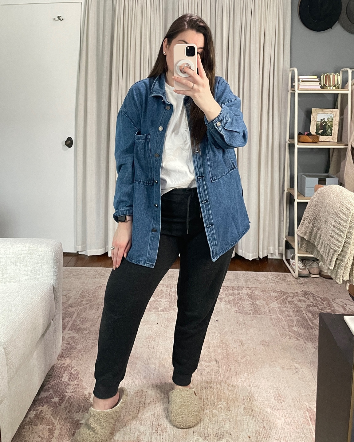 Casual outfit pro tip:
Pair solid colors together for an effortless outfit

#LTKMidsize #LTKFindsUnder50 #LTKStyleTip