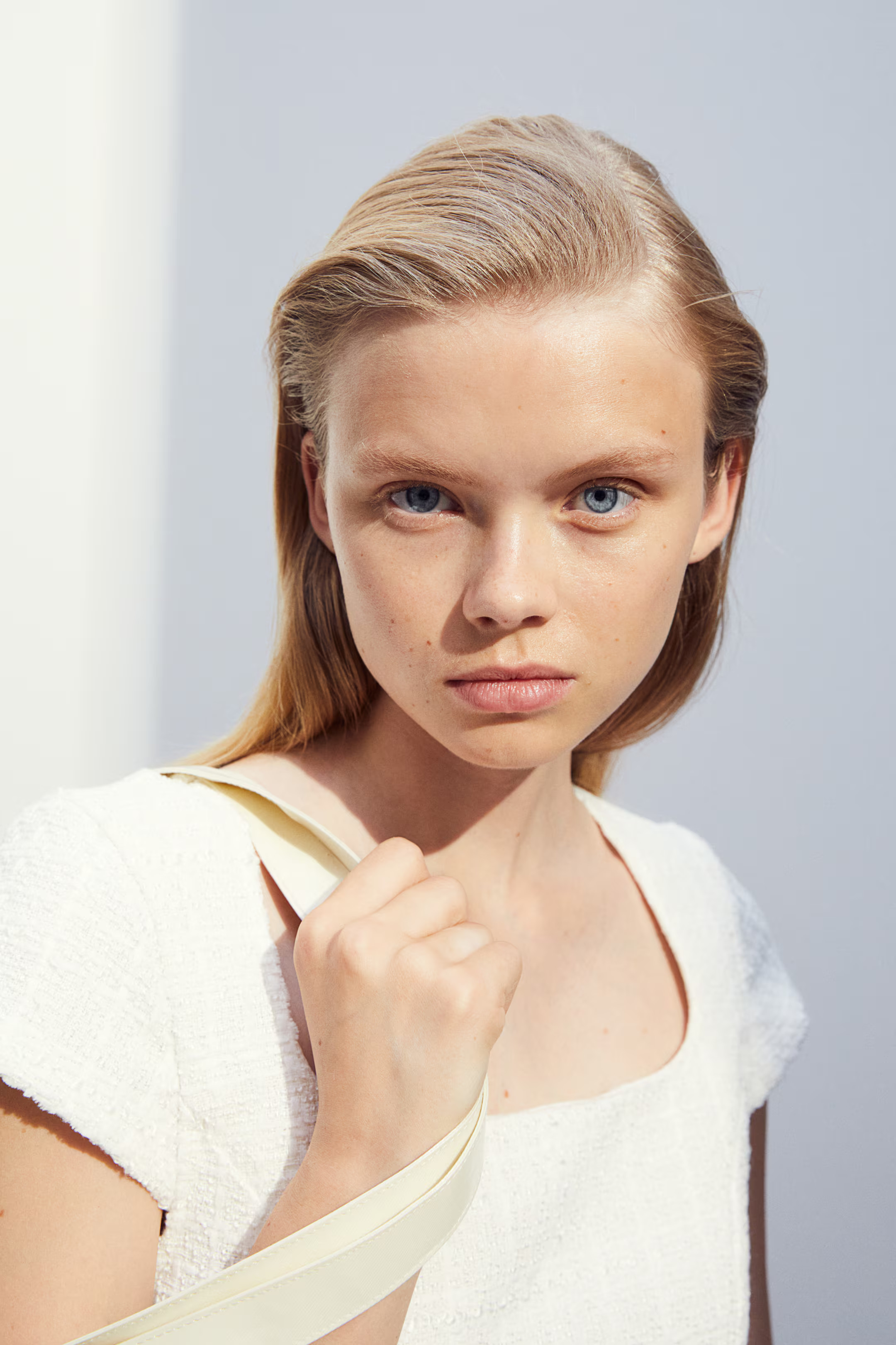Bouclé-Kleid - Eckiger Ausschnitt - Kurzarm - Weiß - Ladies | H&M AT | H&M (DE, AT, CH, NL, FI)