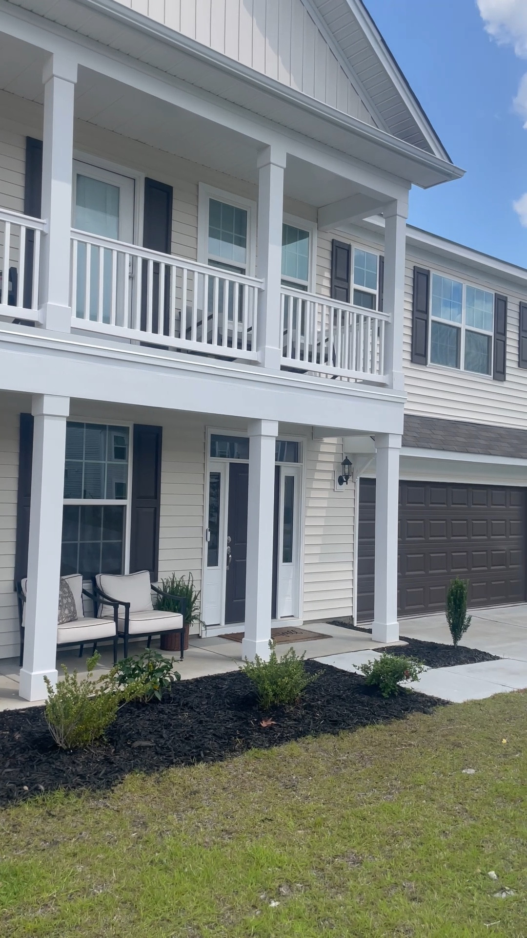 One of my FAVORITE sales each year! $2 bags of mulch 🎉 brown, black or red and you can order for pickup so they’ll help you load it up! 

Outdoor, garden, patio, Home Depot, home improvement, exterior, spring, gardening, planting 

#LTKSaleAlert #LTKHome #LTKSeasonal