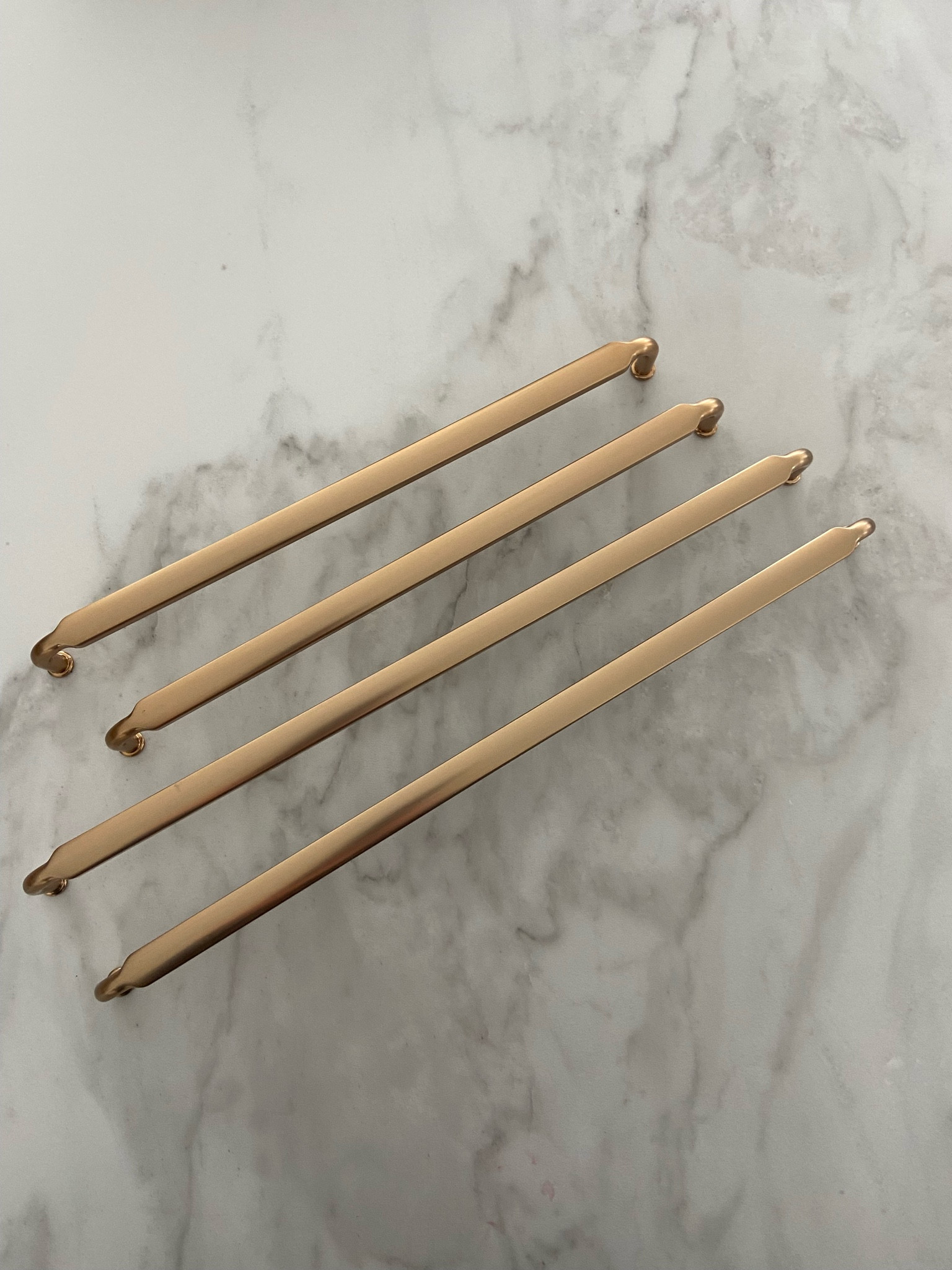 Shop my hardware for our primary closet heater. I ordered the polls and three different sizes to be able to customize a look to the different drawer sizes. Such a steel!

#Hardware #CabinetPull #DrawerPull #GoldCabinetPull #GoldDrawerPull #GoldPulls #CabinetHardware #DrawerHardware 

#LTKSale #LTKhome #LTKFind