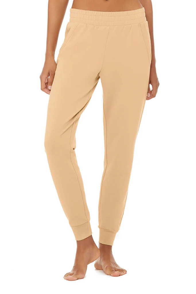 Unwind Sweatpant | Alo Yoga (US)