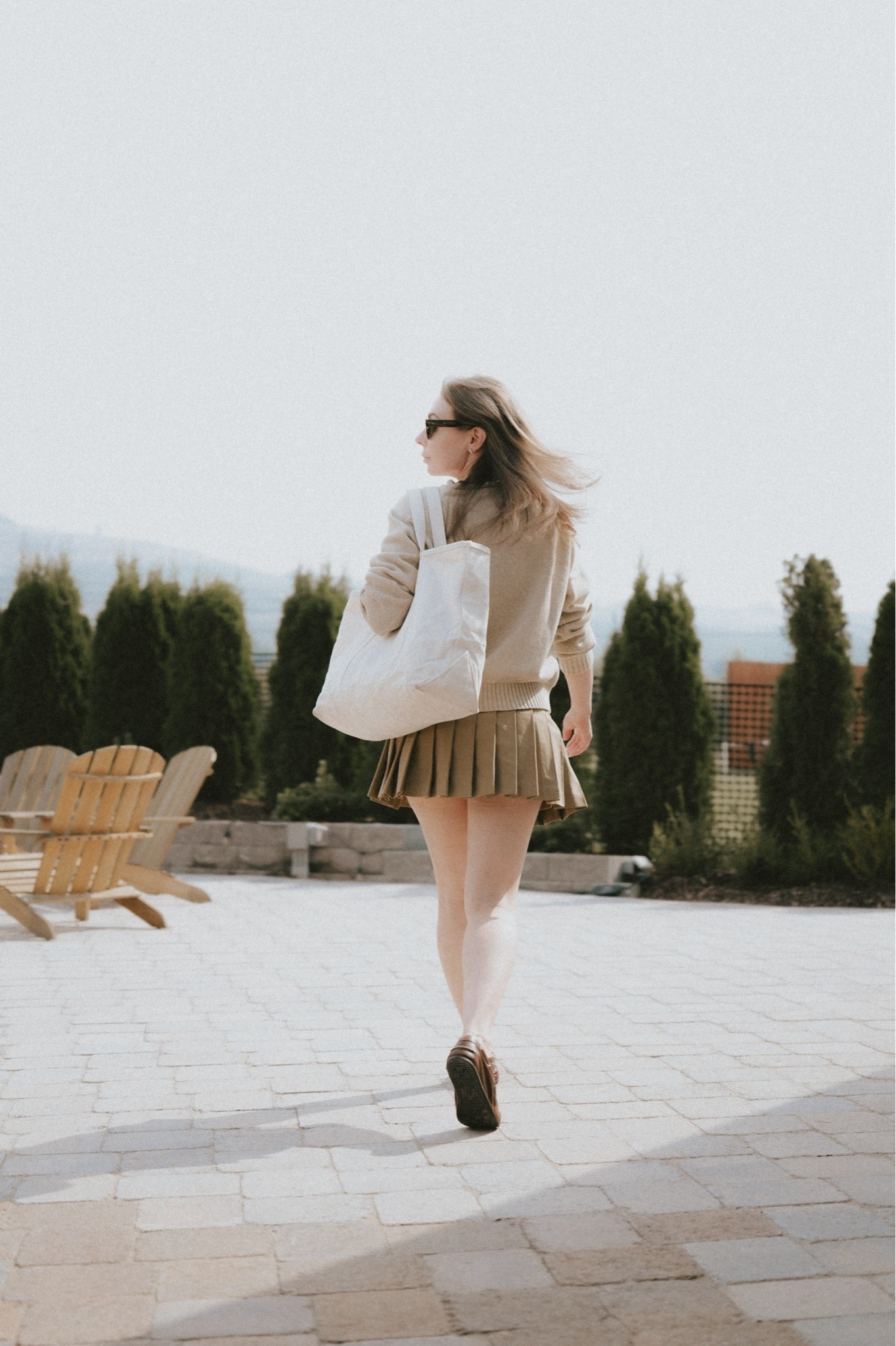 Days and skirts are getting shorter 🍁 
Skirt: 7 for all mankind 
Boat shoes: Miu Miu
Sweater: Polo Ralph Lauren Bear sweater 
Canvas tote: L.L. Bean boat & tote

#LTKWorkwear #LTKSeasonal #LTKmomlife