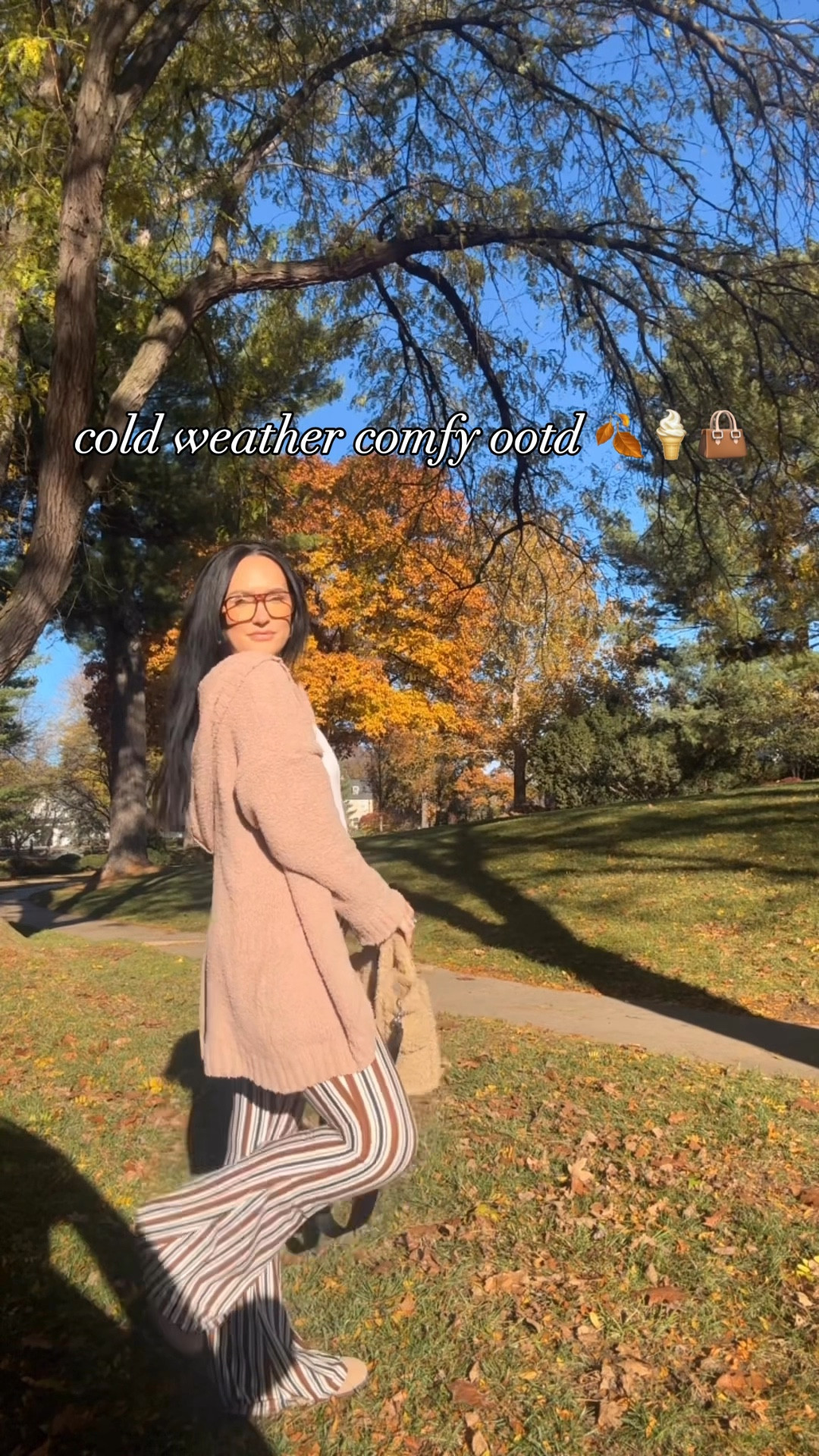 comfy ootd! My Birkenstock dupes are only $23 and have been on REPEAT!


Fall outfits
Toddler mom outfits
Comfy outfits
Cold weather outfit


#LTKVideo #LTKSaleAlert #LTKStyleTip