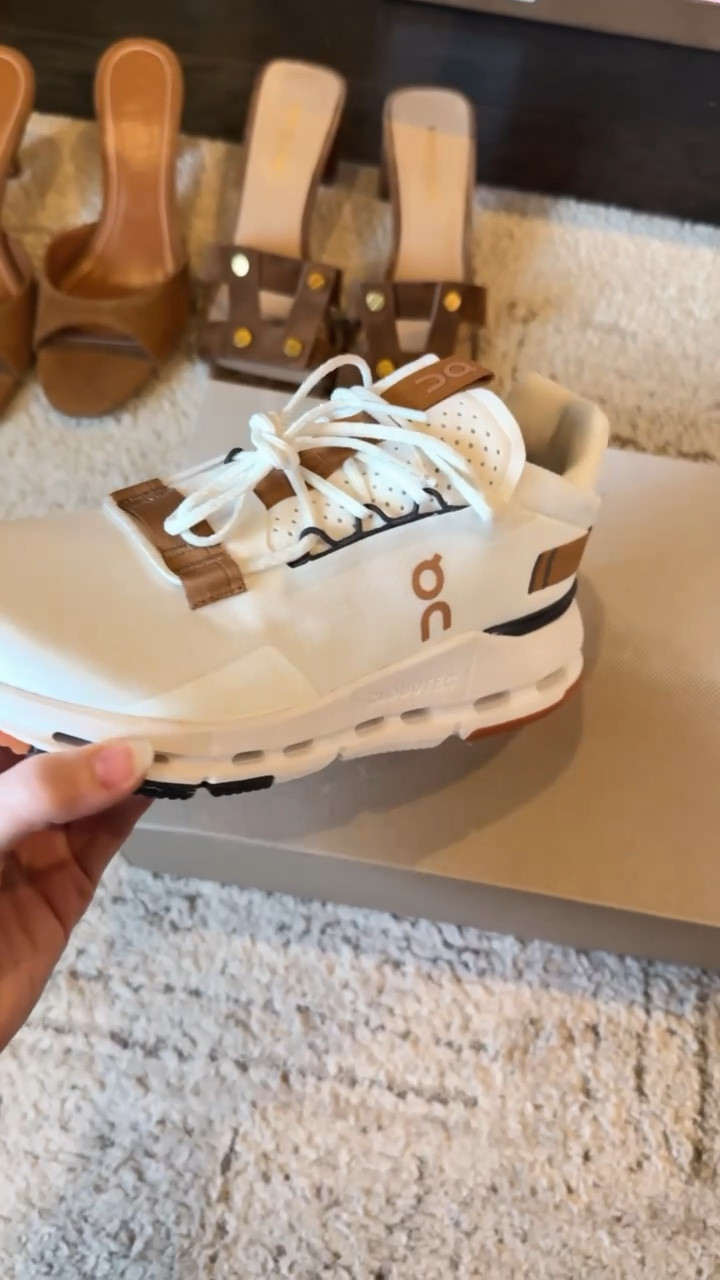 ON Running
Sneakers 

#LTKfitnessgoals #LTKSeasonal #LTKActive