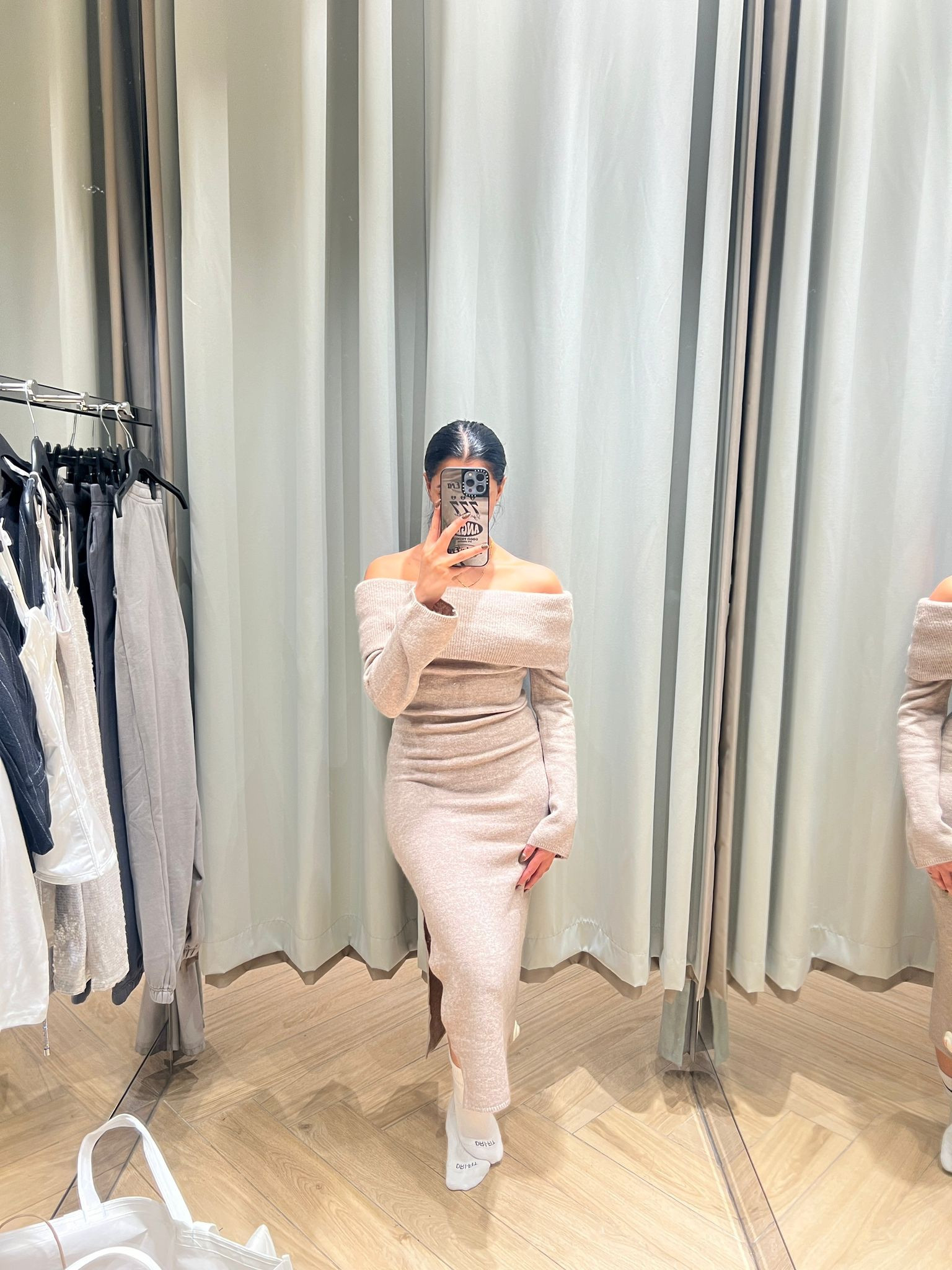 Cream knitted off the shoulder dress, H&M 

#LTKeurope #LTKstyletip #LTKSeasonal