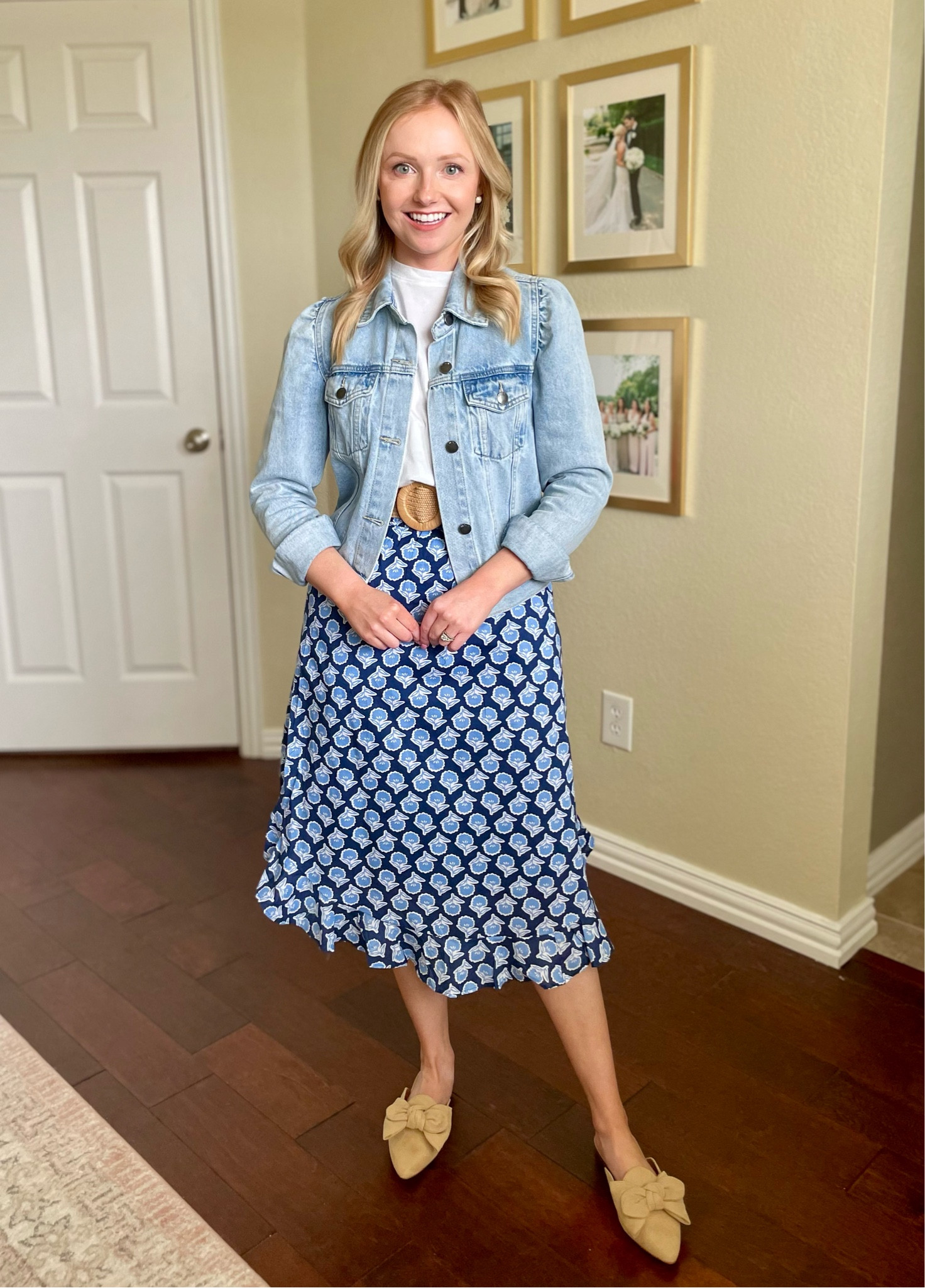 Wearing an XS in skirt and S in jacket | midi skirt, teacher outfit, teacher style, business casual, spring workwear 

#LTKworkwear #LTKFind #LTKSeasonal