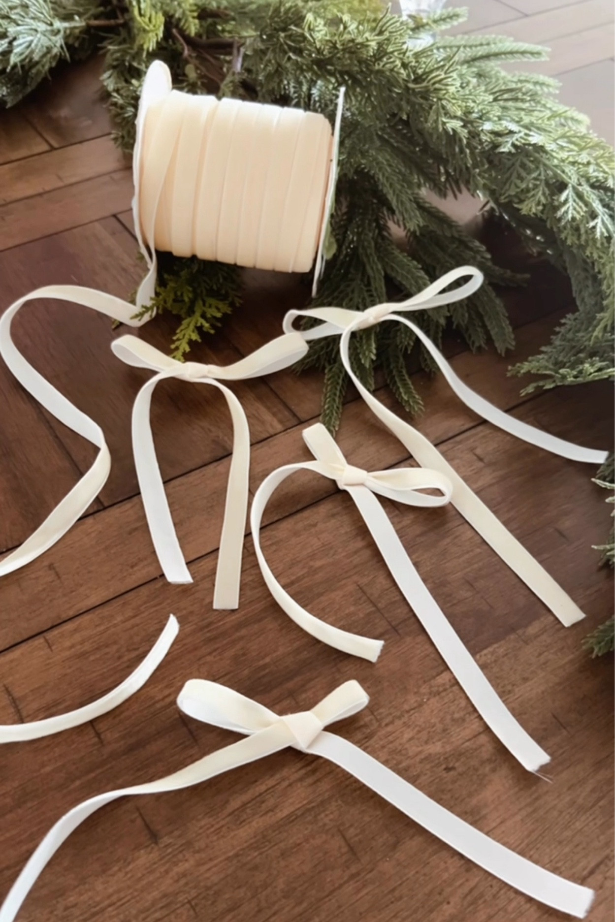 Easy & Affordable Handmade Bows for your Christmas Tree!

Amazon Canada | Amazon Christmas | Neutral Christmas | DIY Bows | Christmas Decor | Christmas Tree 

#LTKcanada #LTKstyletip