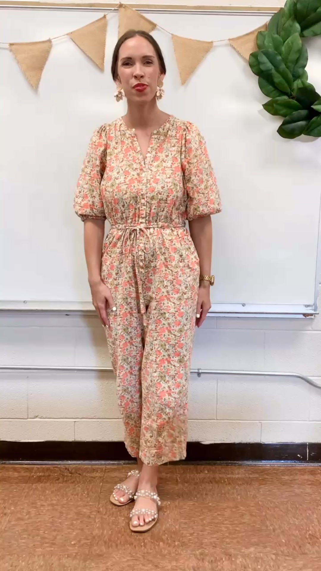 Here’s a roundup of this week’s teacher outfits. 

#LTKStyleTip #LTKFindsUnder50