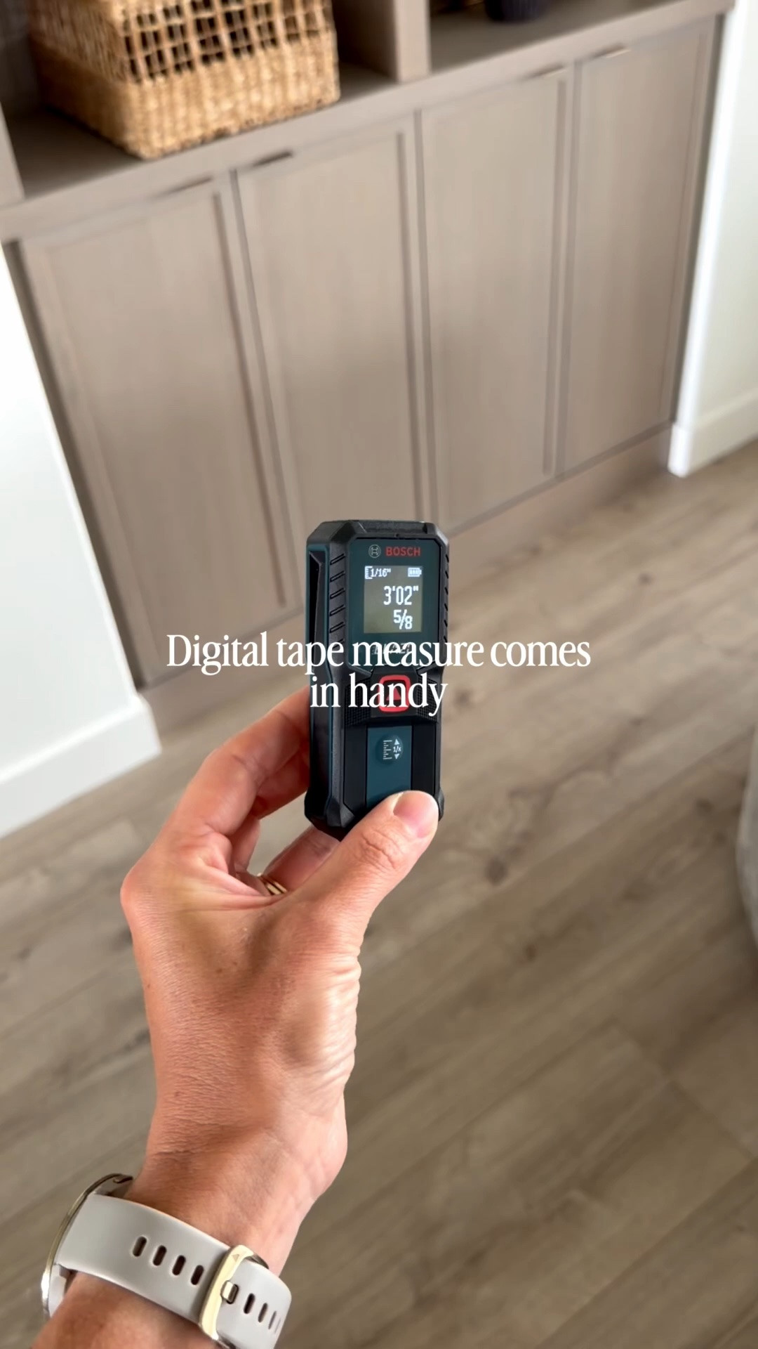 This digital tape measure comes in so handy! Gift idea for dad! Father’s Day gift

#LTKHome #LTKMens #LTKSaleAlert