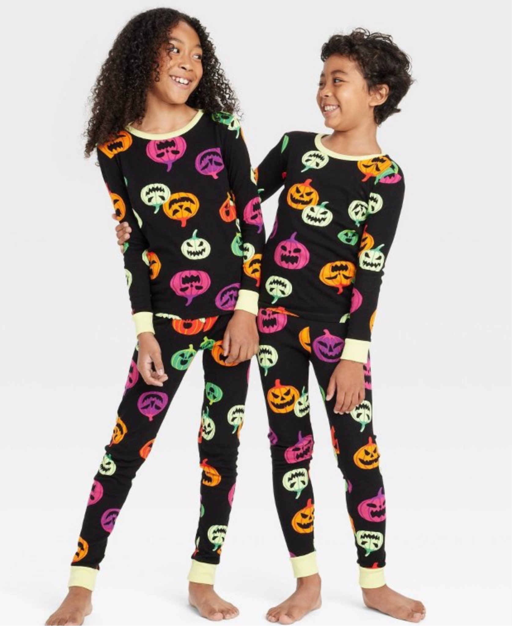 It’s Circle Week!

Today’s Deal of the Day, 40% off Family Sleepwear!

#LTKxTarget #LTKKids #LTKFamily