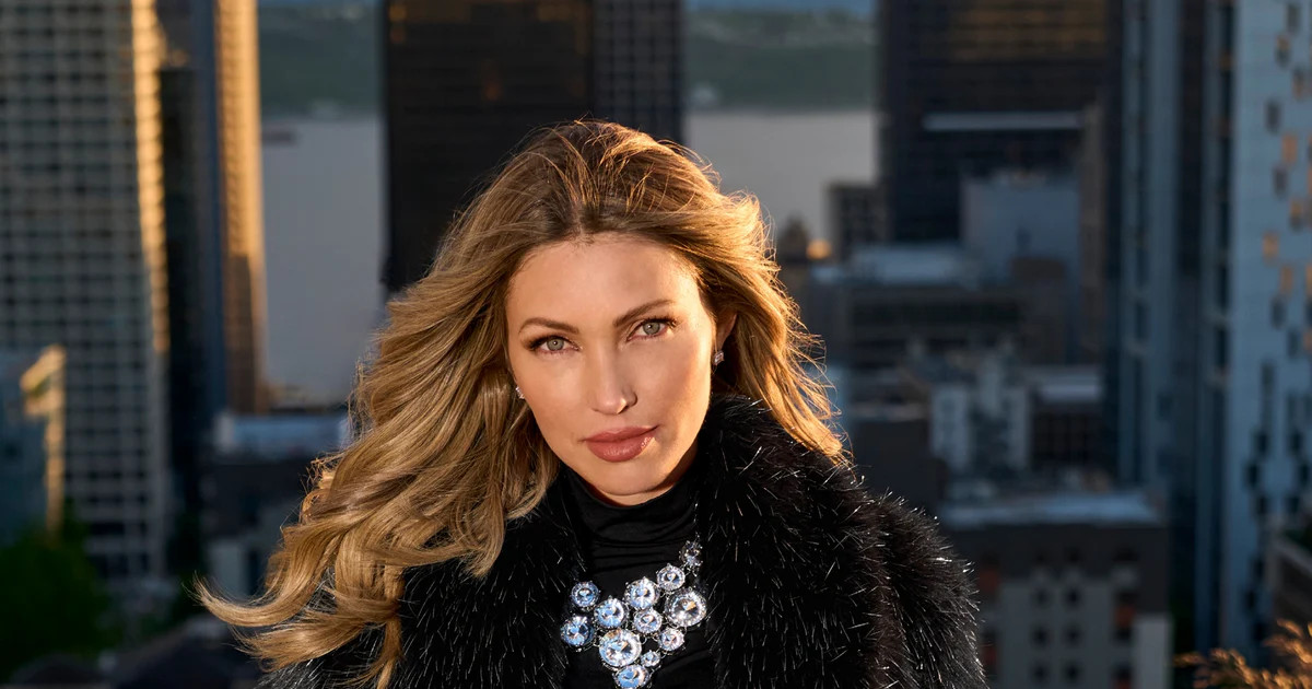 Metallic Faux Fur Shawl Collar Chubby - Black/Silver | Boston Proper | Boston Proper