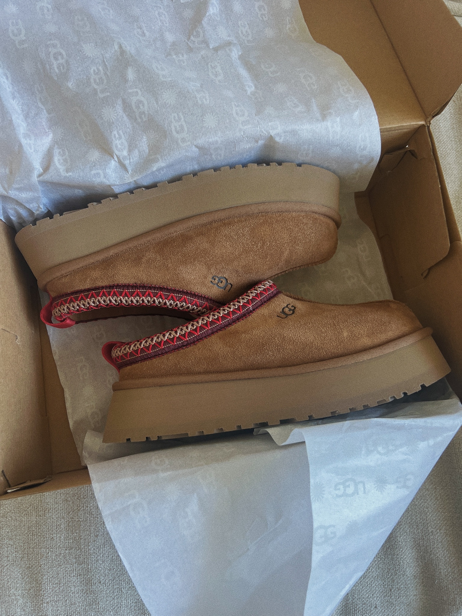 Canadian friends check out footlocker.ca!! 💗 https://www.footlocker.ca/en/product/~/50883028.html 

#LTKstyletip #LTKshoecrush #LTKhome