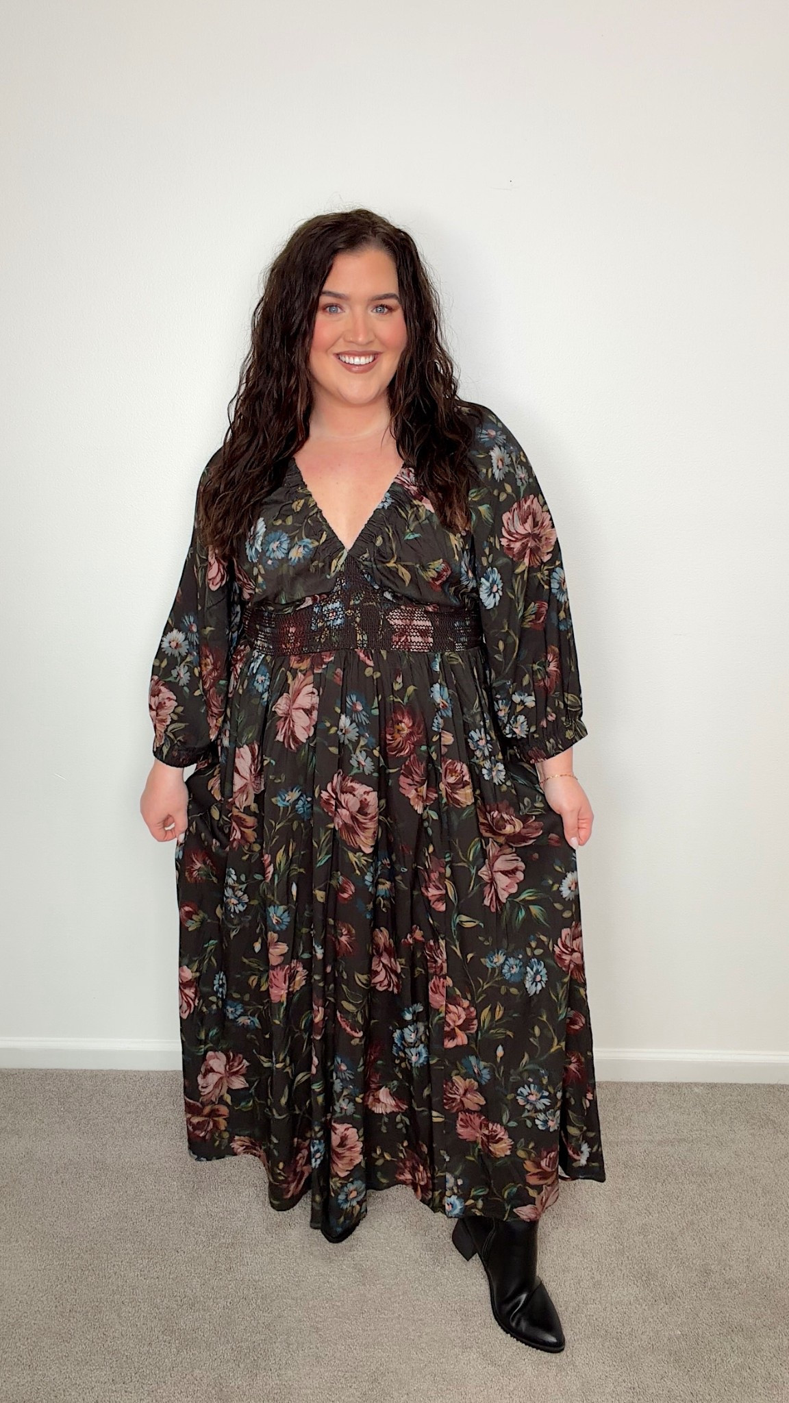 How I style @Torrid as a plus size millennial 🎀✨ I wear a size 2 in Torrid
Curvy outfits for everyday casual, dressy date night or girls night out. Floral long sleeve maxi dress winery inspired 

#LTKPlusSize #LTKgrwm #LTKootd