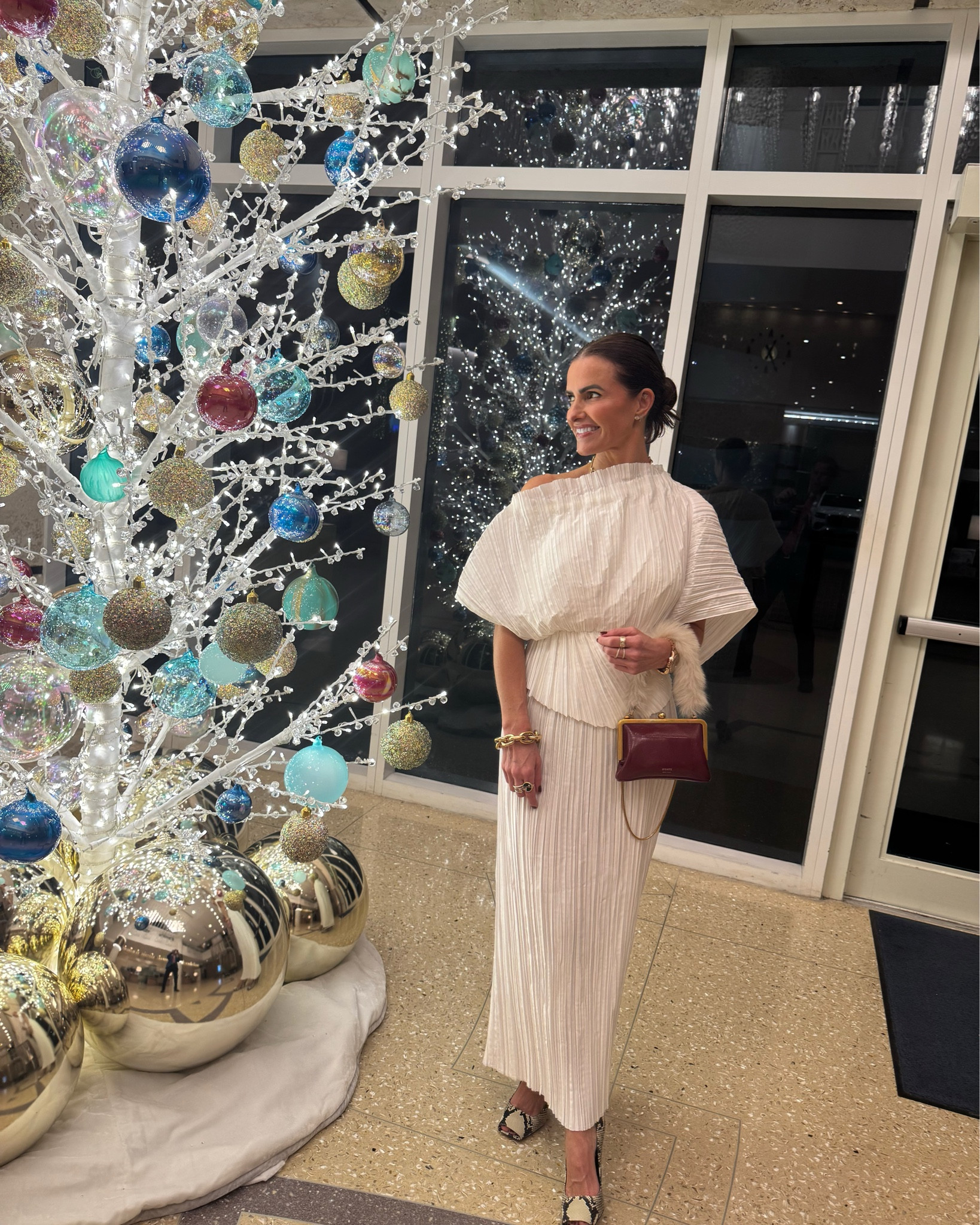 sharing holiday party attire gift guide…out & about in miami at indian creek country club♥️

dress runs tts wearing a small, heels are a must-have so chic & comfy too run tts & my fav holiday bag too! 

shop my favs + similar for less as well!

#LTKWedding #LTKHoliday #LTKGiftGuide
