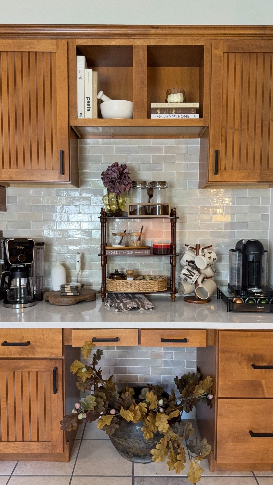 Fall coffee bar decor ￼

#LTKSeasonal #LTKHome