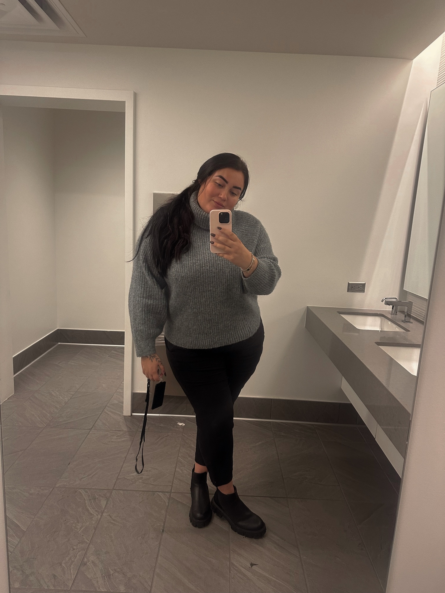 Monday Glooms



#LTKShoeCrush #LTKPlusSize #LTKFindsUnder50