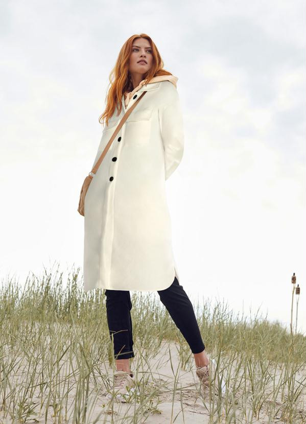 bonprix - Casaco Oversized com Botões Off White | Posthaus (BR)