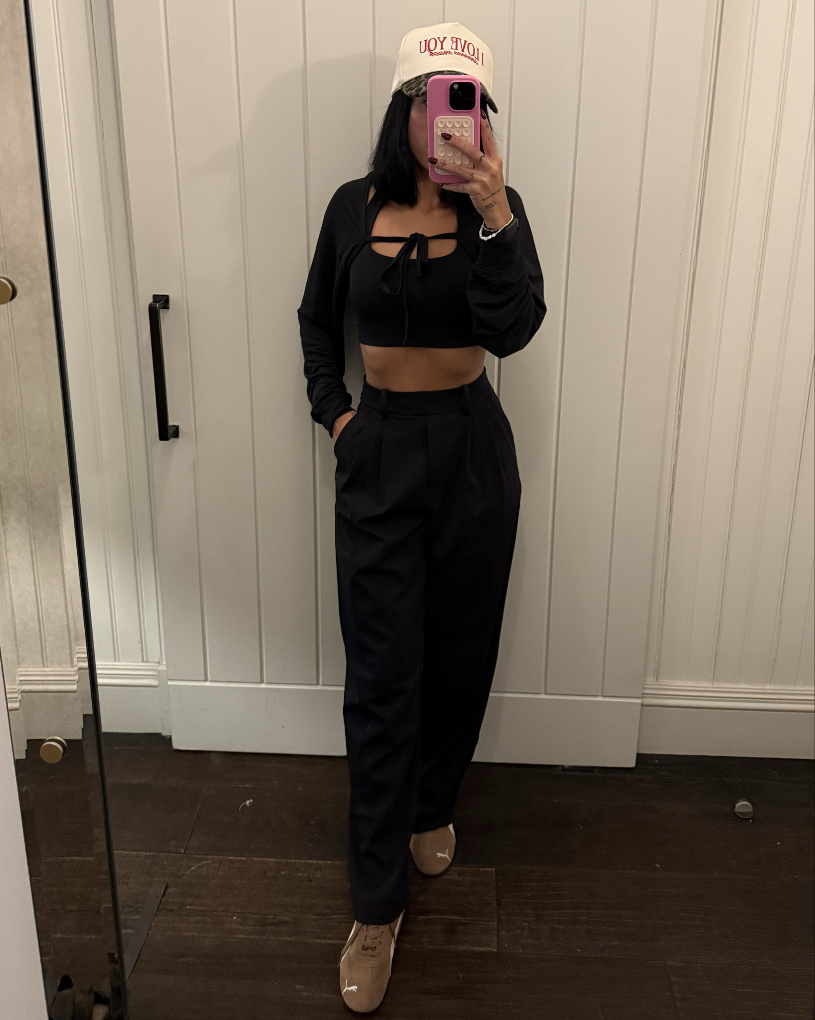 Perfect casual comfy look on a fall day I felt comfortable but also put together with the pleats of the trouser and the shrug covering the arms. Pumas I went up .5 to fit the toe more comfortably + I love a good hat always 😉

#businesscasual #sporty #athleisure

#LTKTravel #LTKStyleTip #LTKActive