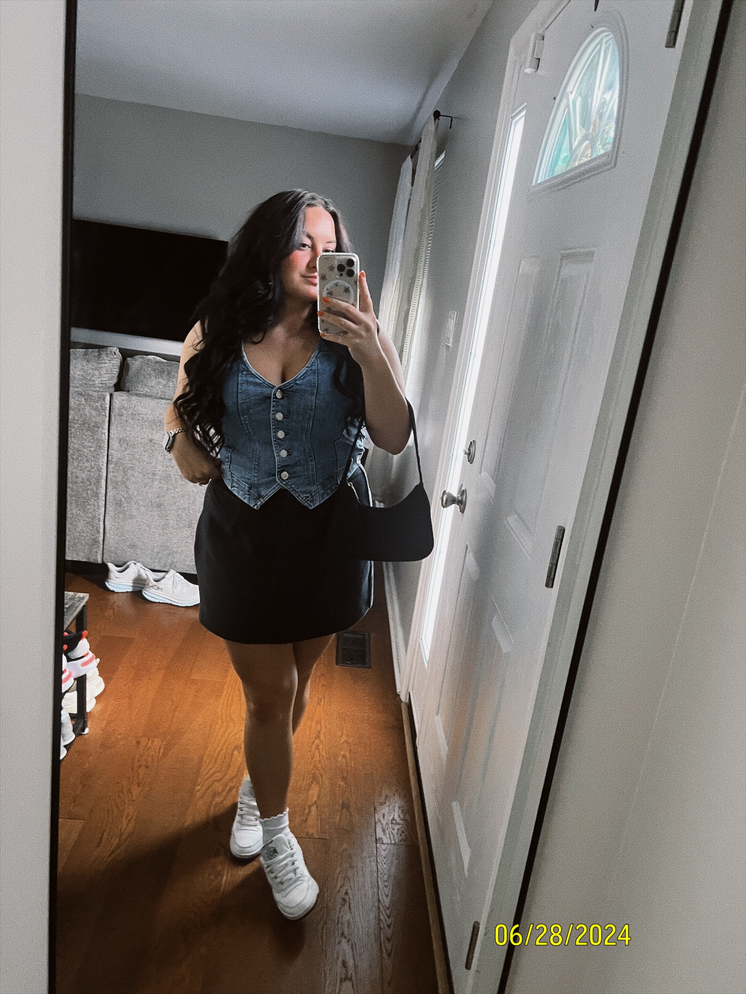 Vest | L
Skirt | L
Shoes | tts

#LTKMidsize #LTKStyleTip