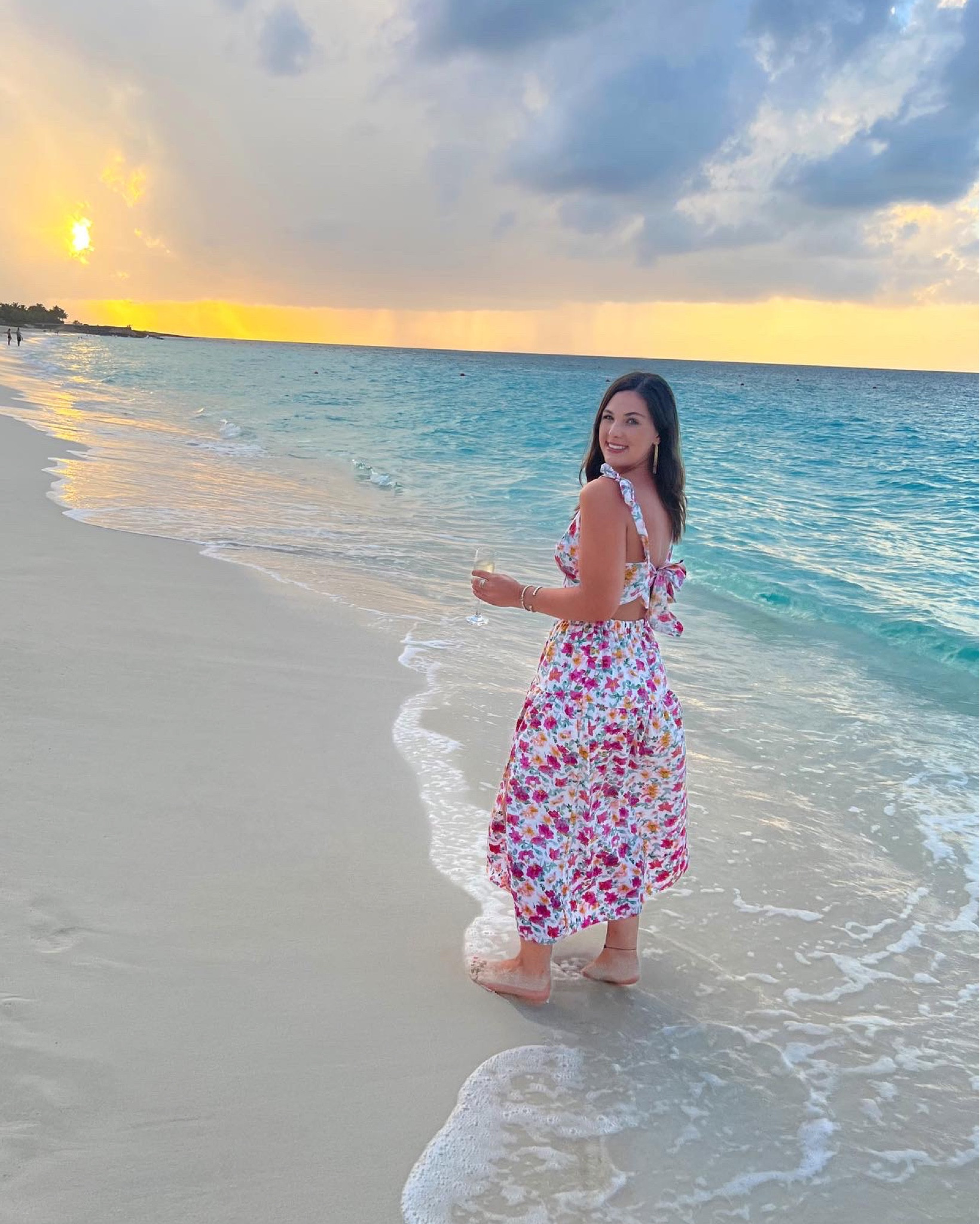 Loved this two piece set for the Bahamas 🌺

#LTKtravel #LTKfit #LTKstyletip